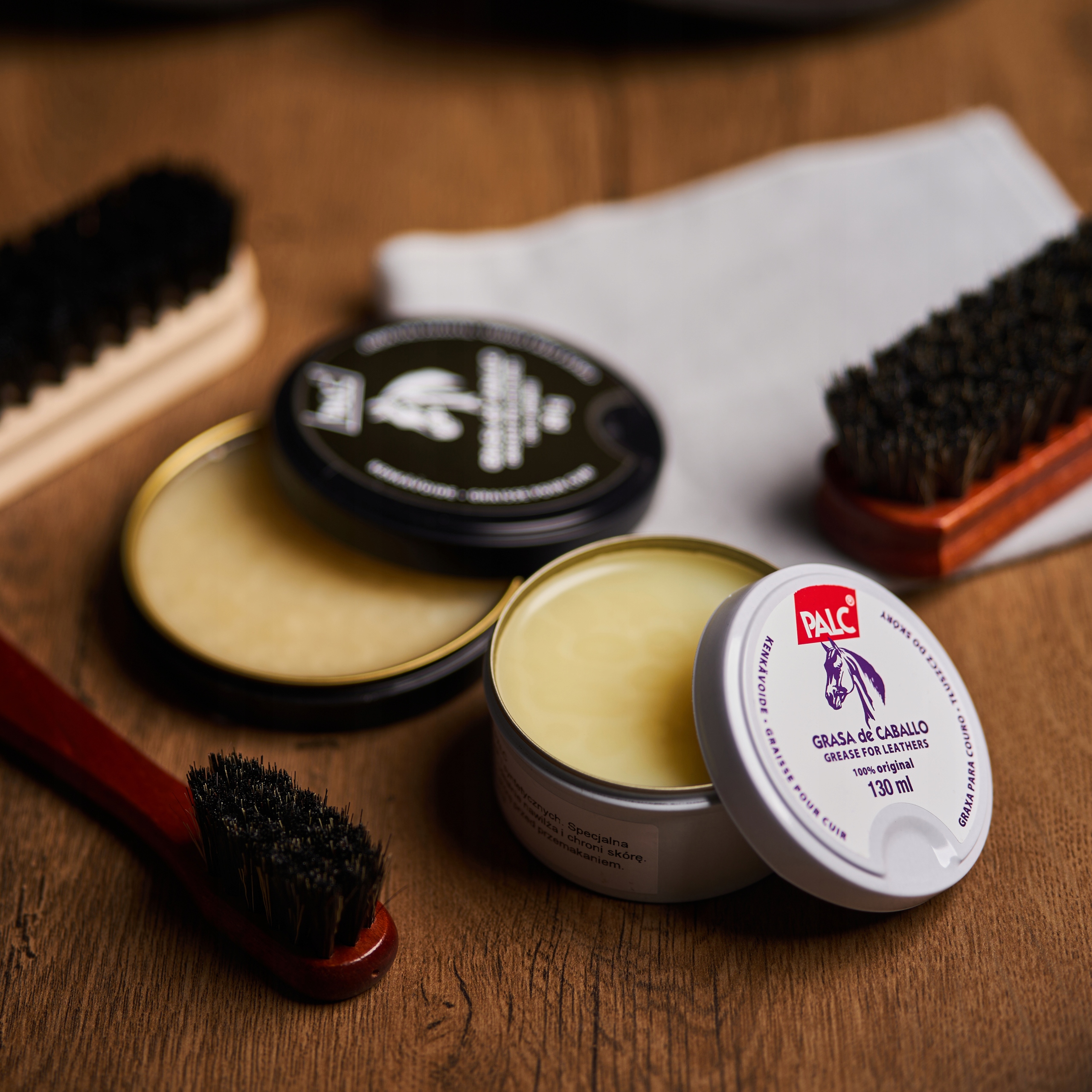 TŁUSZCZ WOSK IMPREGNAT DO BUTÓW SKÓRZANYCH 130 ml Kod producenta 999994-NEUTRAL