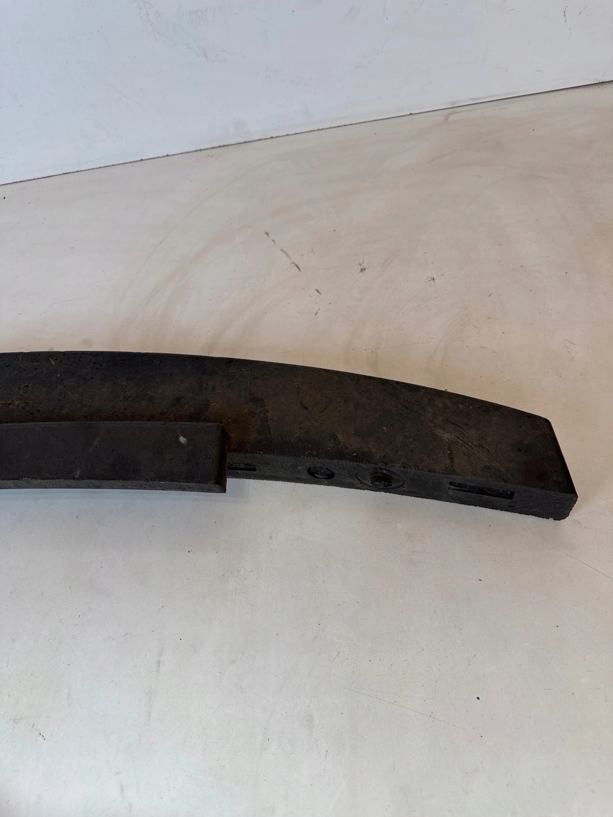 Absorber pianka nárazníku předek Nissan Tiida