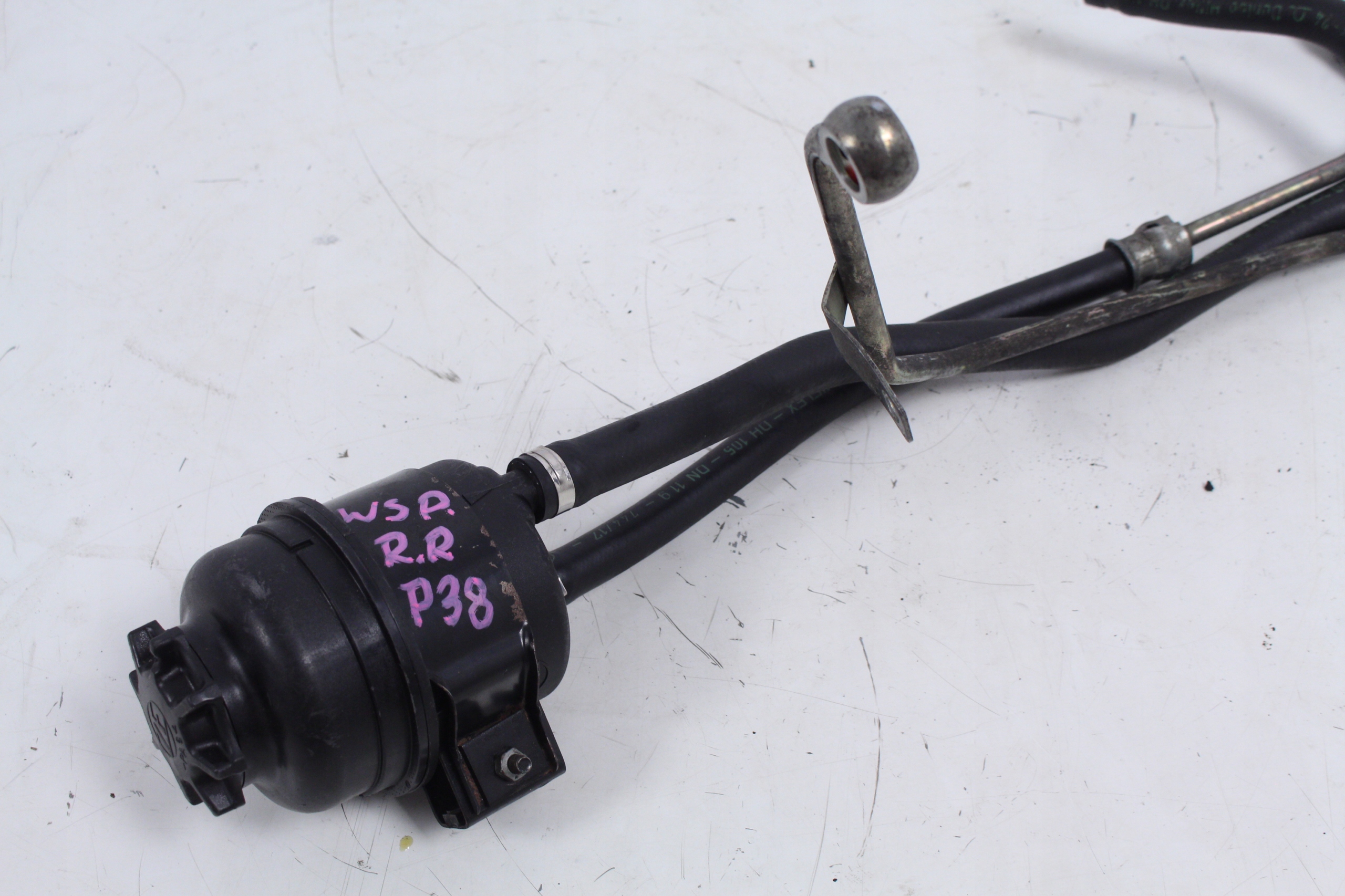 ZBIORNICZEK PRZEWODY WSPOMAGANIA RANGE ROVER P38A Car type Passenger cars