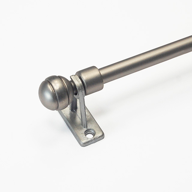 PAOLA MINI KARNISZ METALOWY 80cm SATYNA