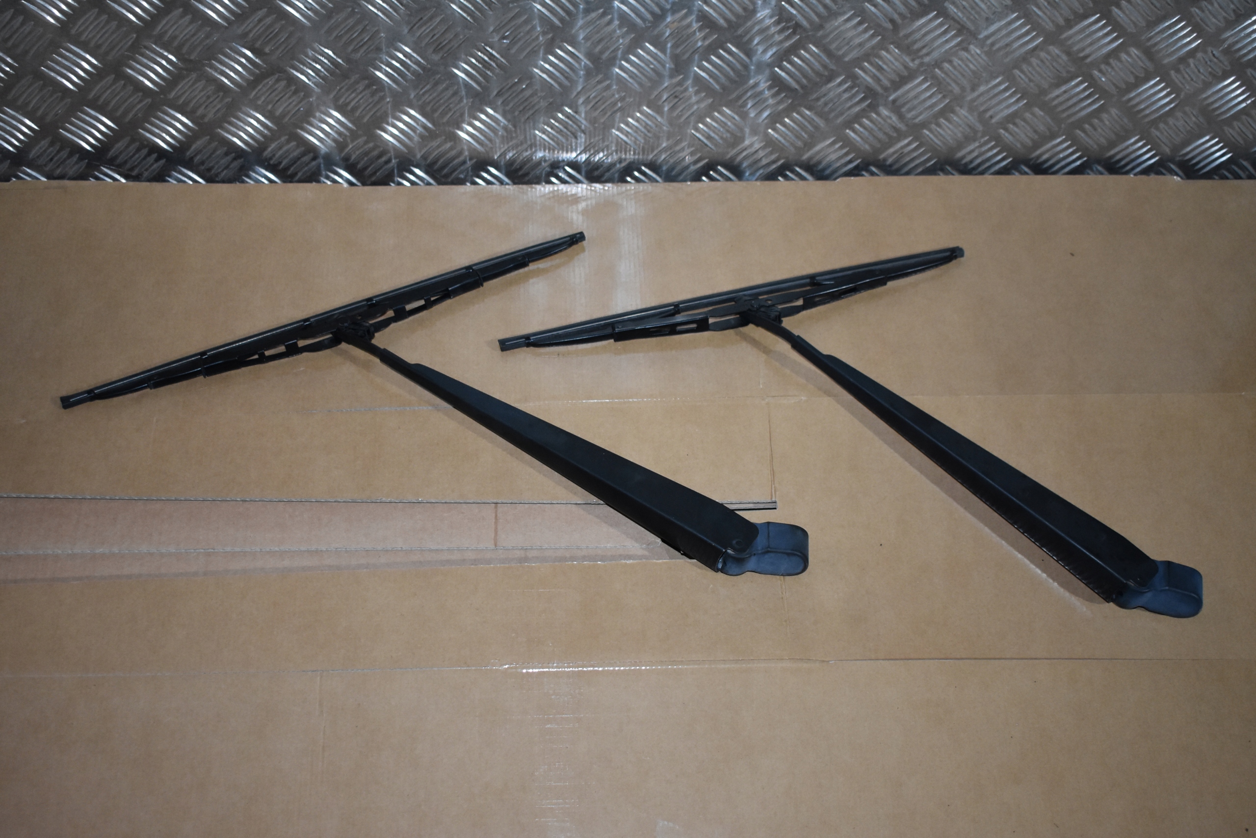 IDEALNE Bracci tergicristallo MERCEDES G W 463 1