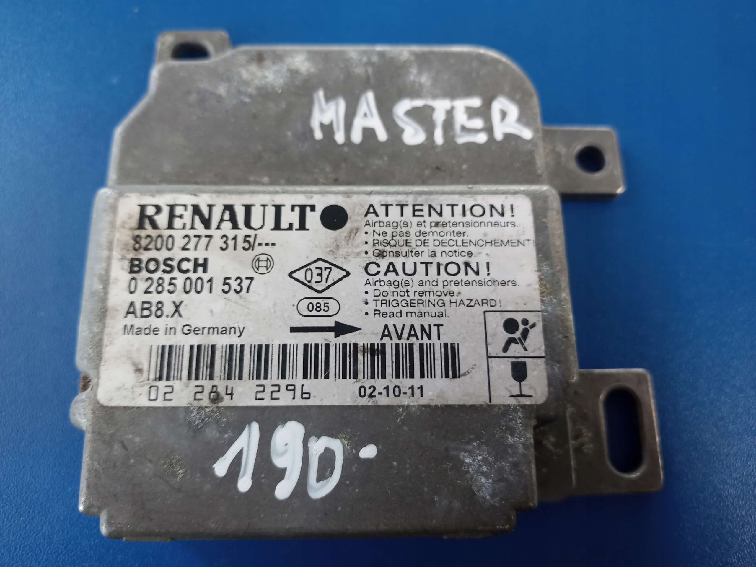 Датчик подушки безопасности Renault Master 8200277315