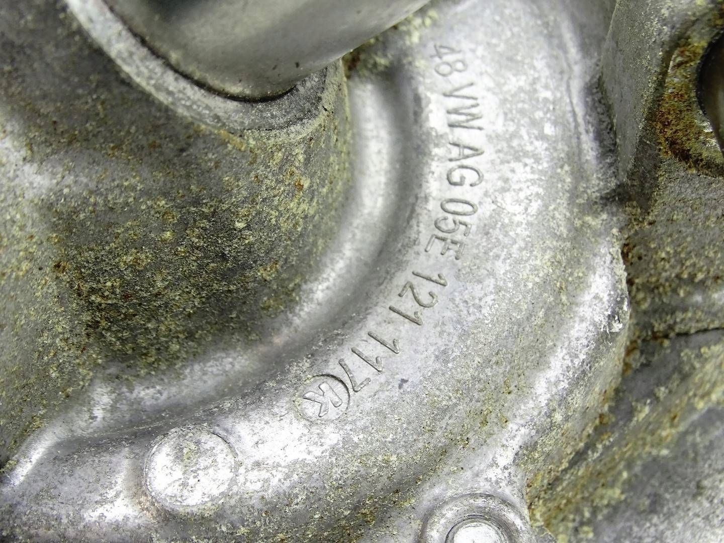 water pump regulator VW GOLF VIII A3 8Y 1.5 TSI 05E121042F