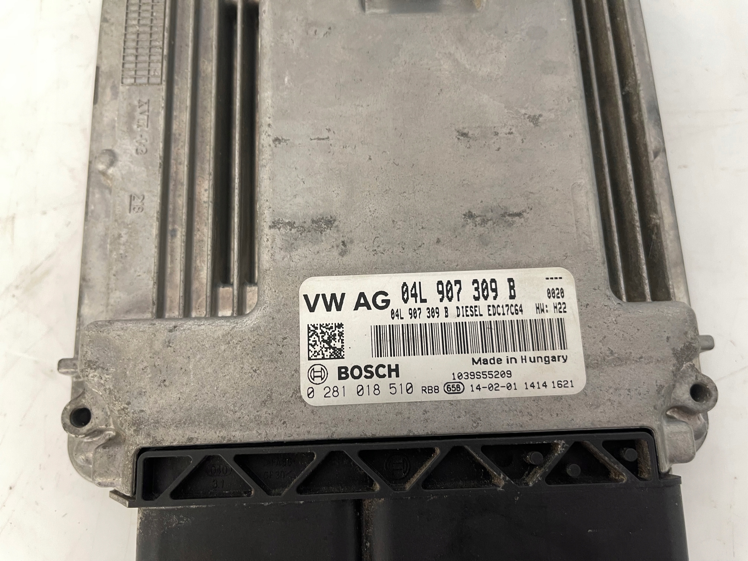 AUDI A3 8V GOLF VII LEON III 1.6 TDI control unit computer of the engine 04L907309B