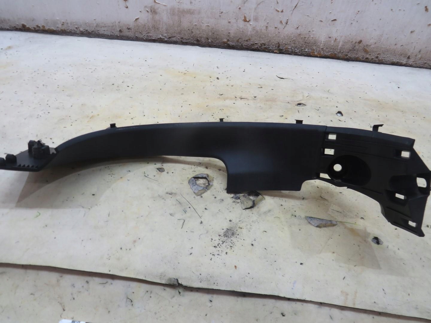 OSŁONA PROGU PRAWA MEGANE IV 769537910R