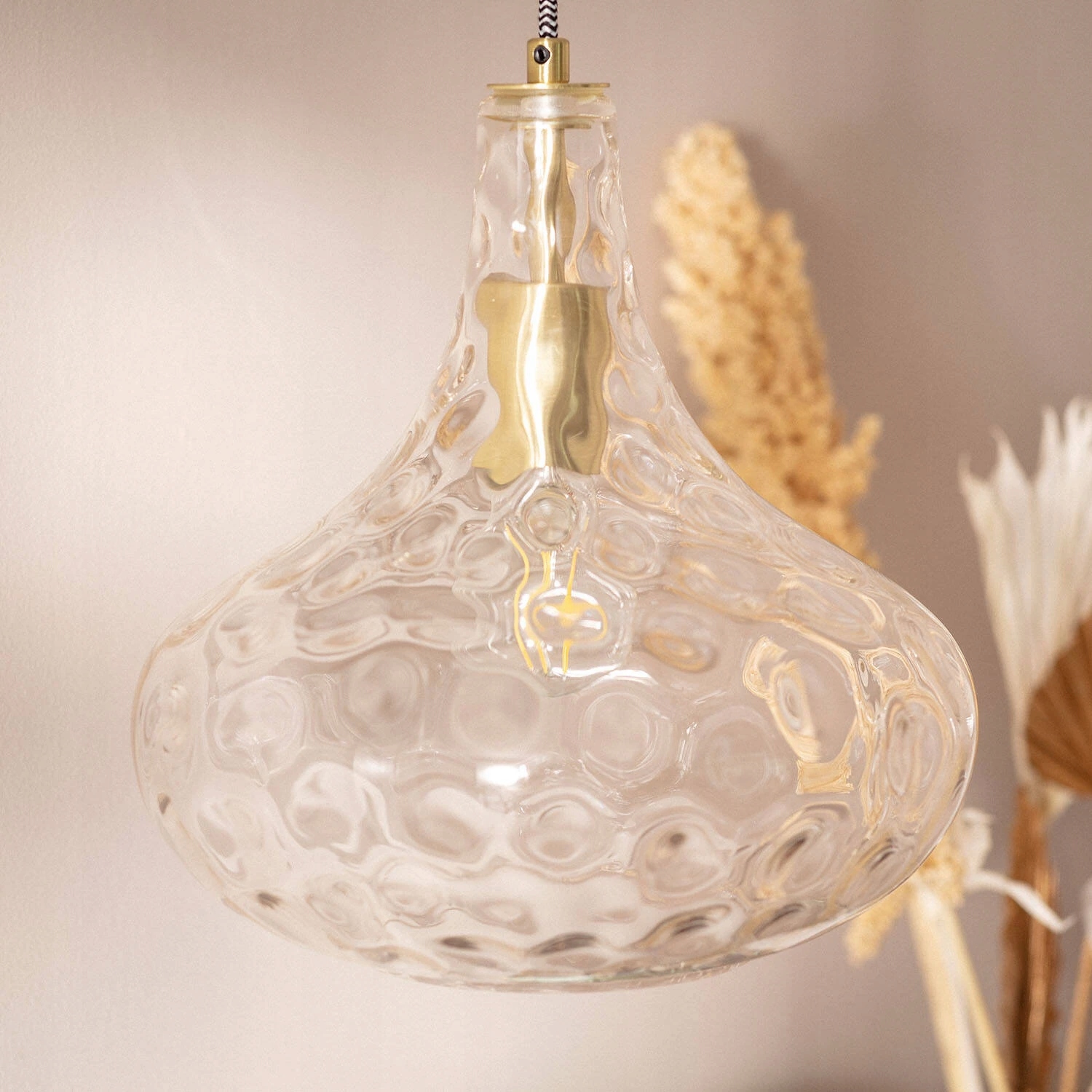 Závěsná skleněná lampa Tassel
