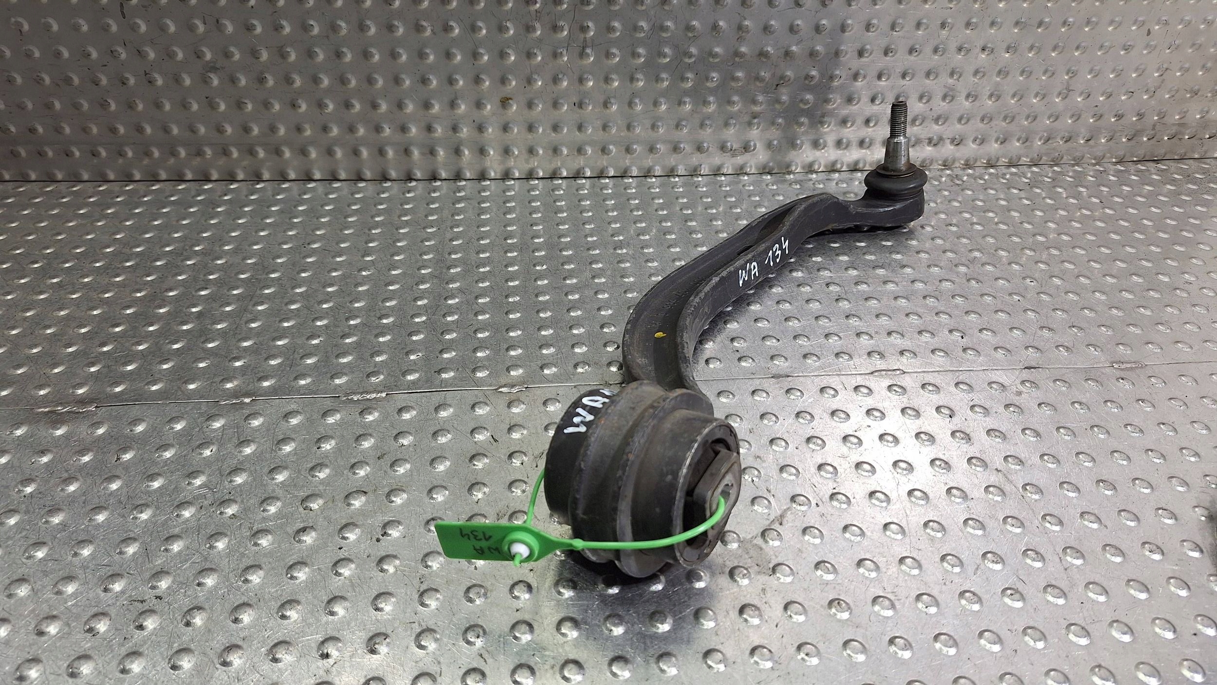 Querlenker rechts vorne 8D0407696C AUDI A4 B5