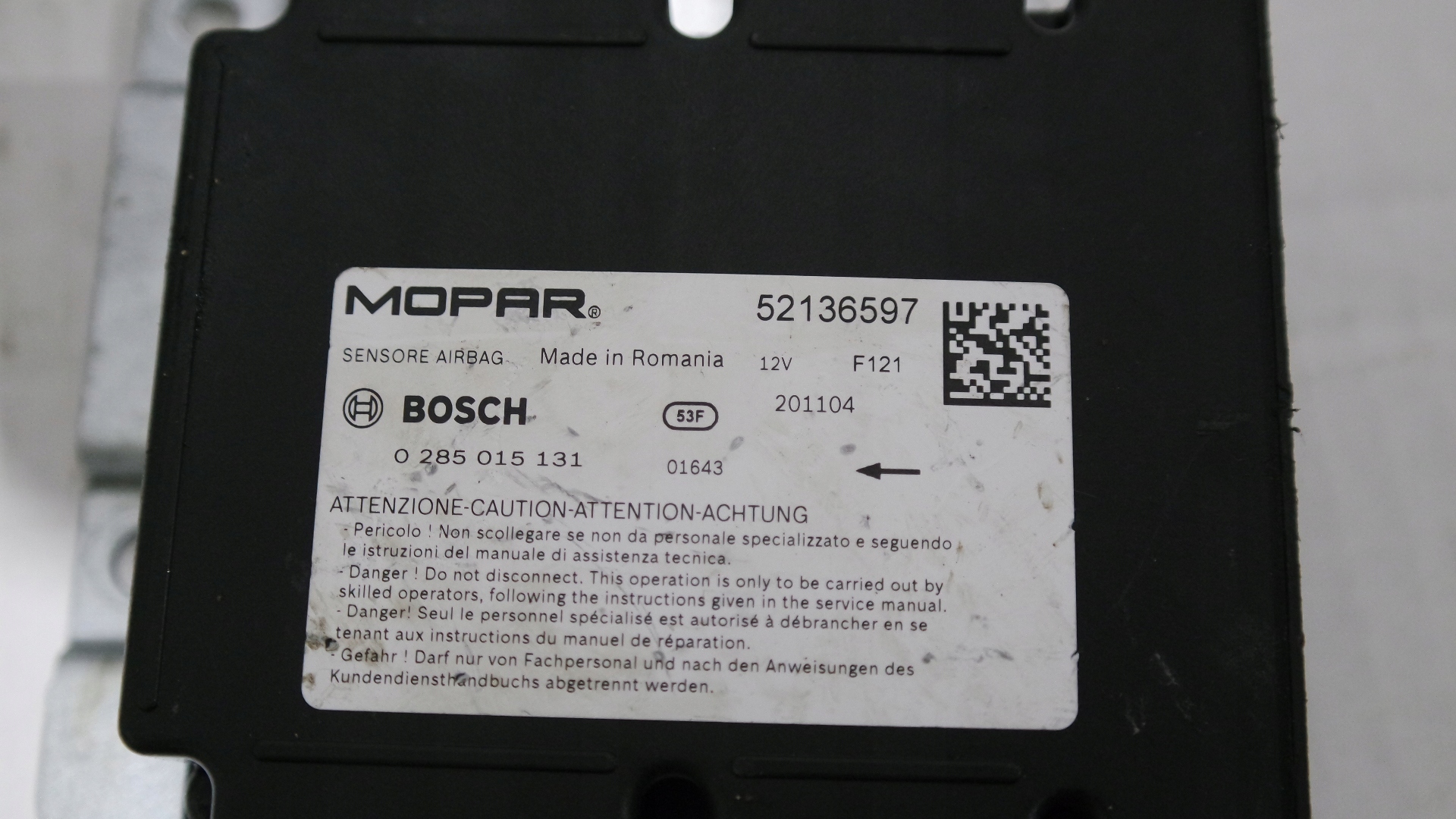 RENEGADE SENSOR MODUŁ AIRBAG PODUSZEK 52136597 Producent części Jeep OE