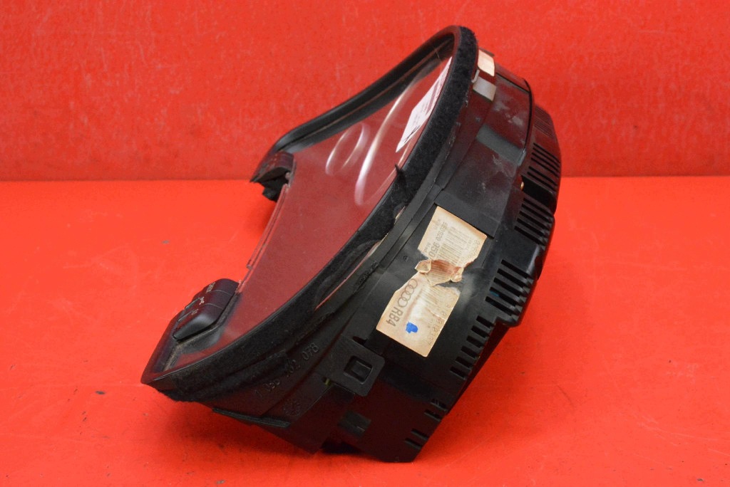dials dials EU 1036901830 AUDI A4 B6 2.0 20V 130 KM 00-05