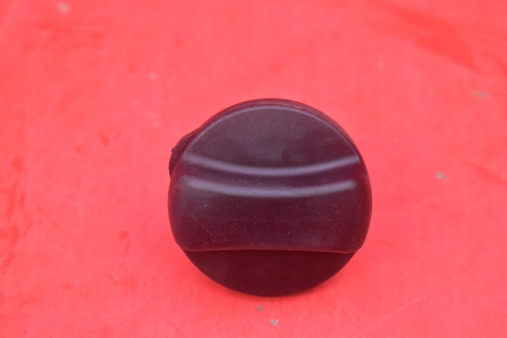 KOREK WLEWU PALIWA 7222330 BMW F10 F11 09-13