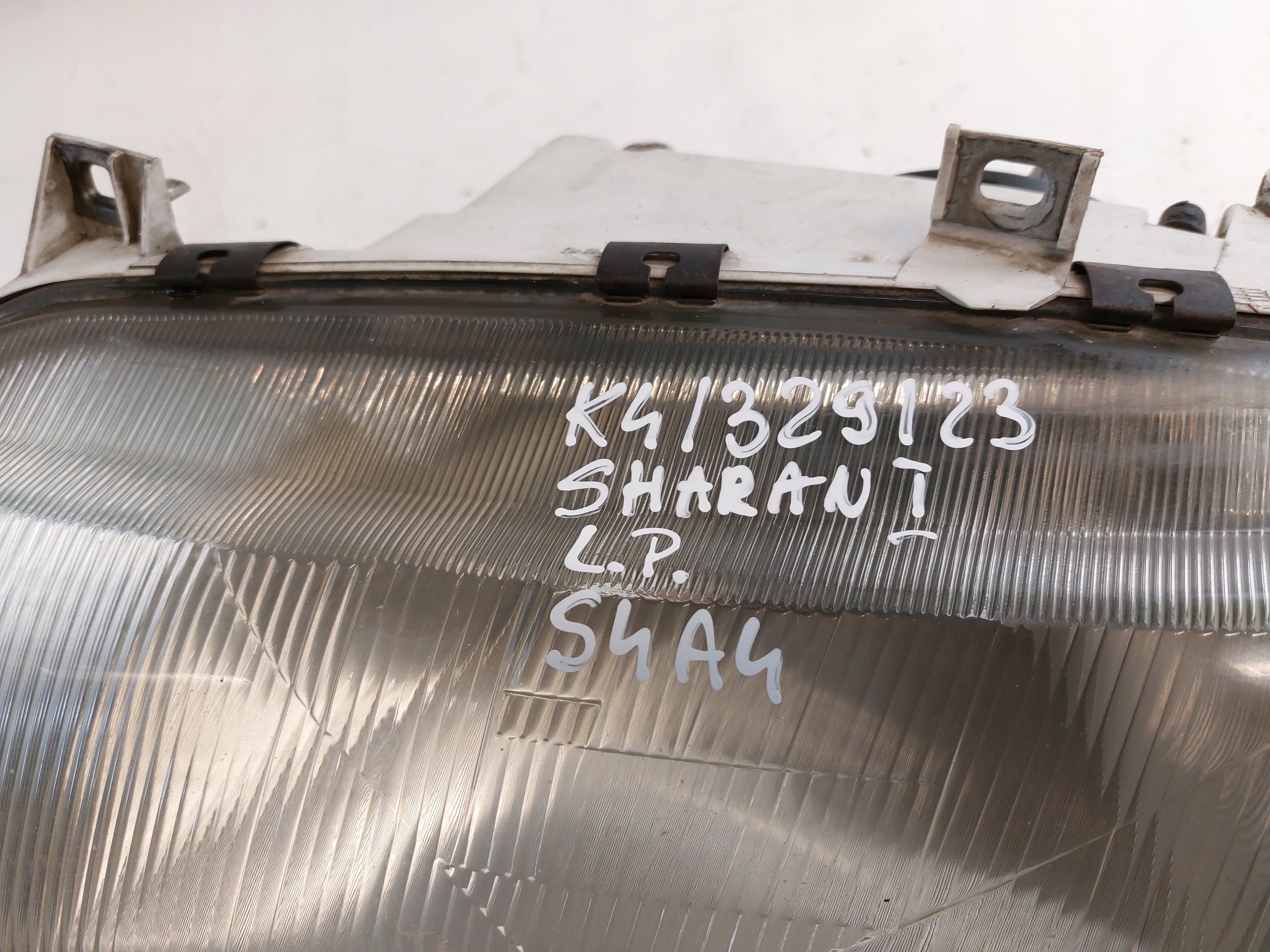 light left front VW SHARAN and