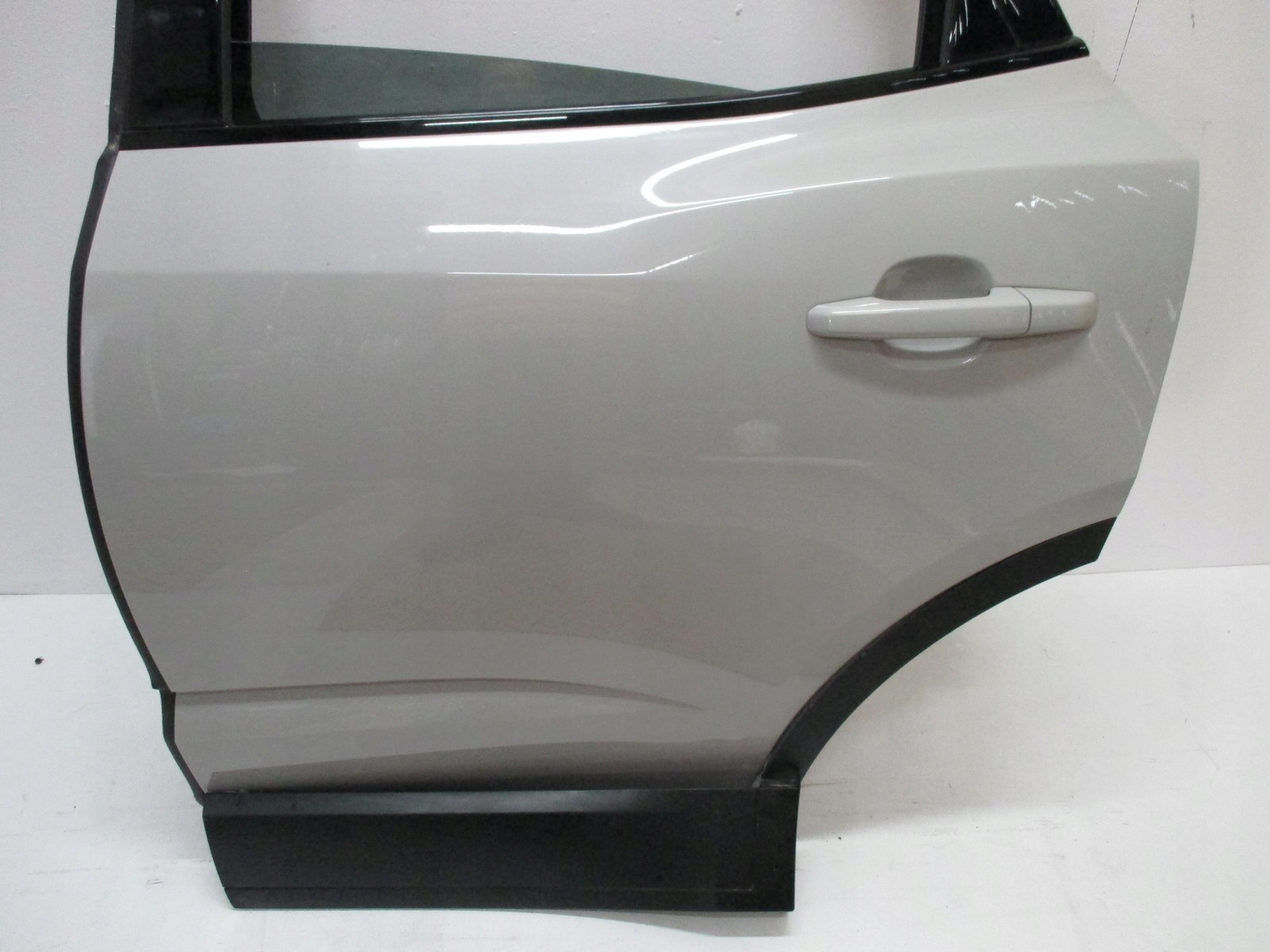 door right left rear. Jaguar E PACE EPACE 18R