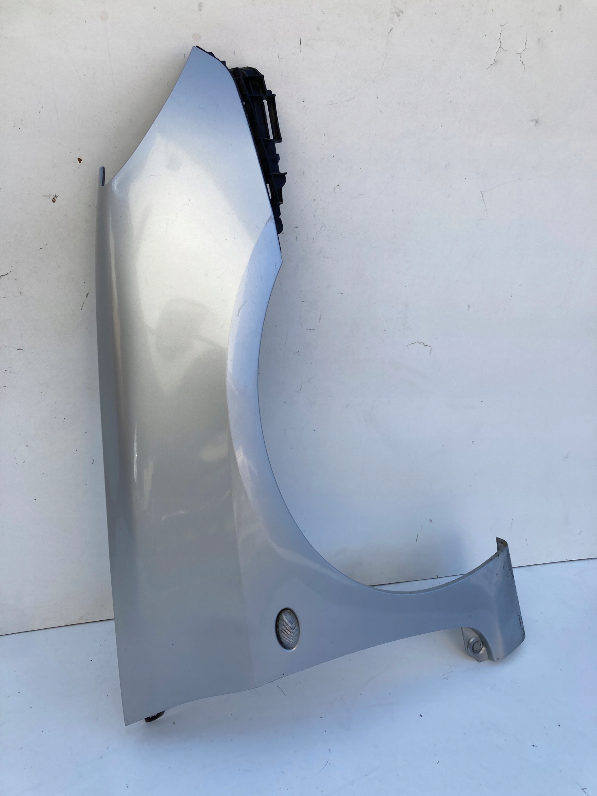 fender right front Peugeot 307 EZRC 01-05r.