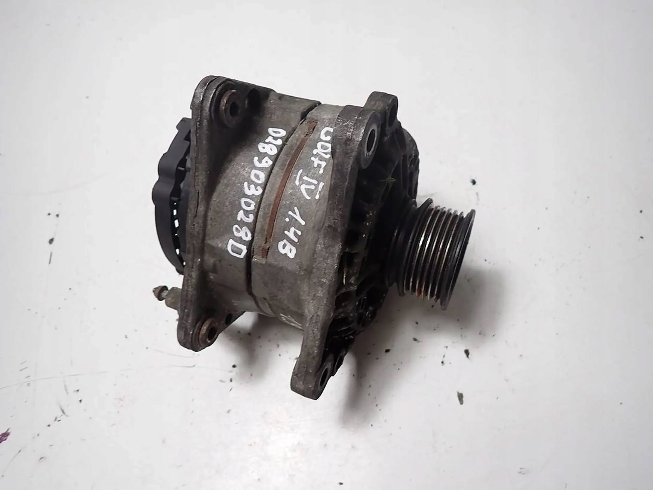 ALTERNATOR VW GOLF IV 1.4 028903028D