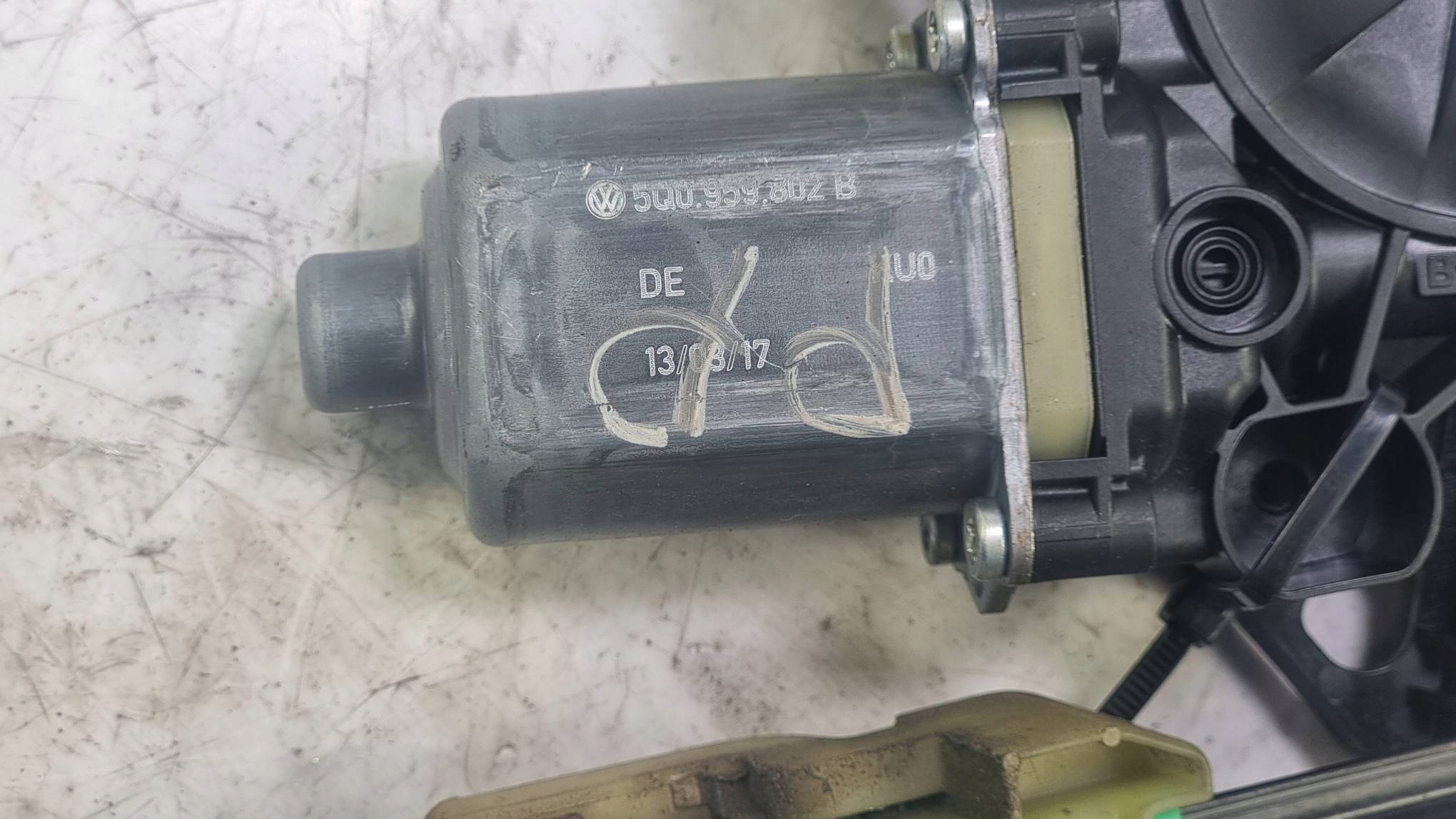 window regulator right front EU 5E0837462B SKODA OCTAVIA III