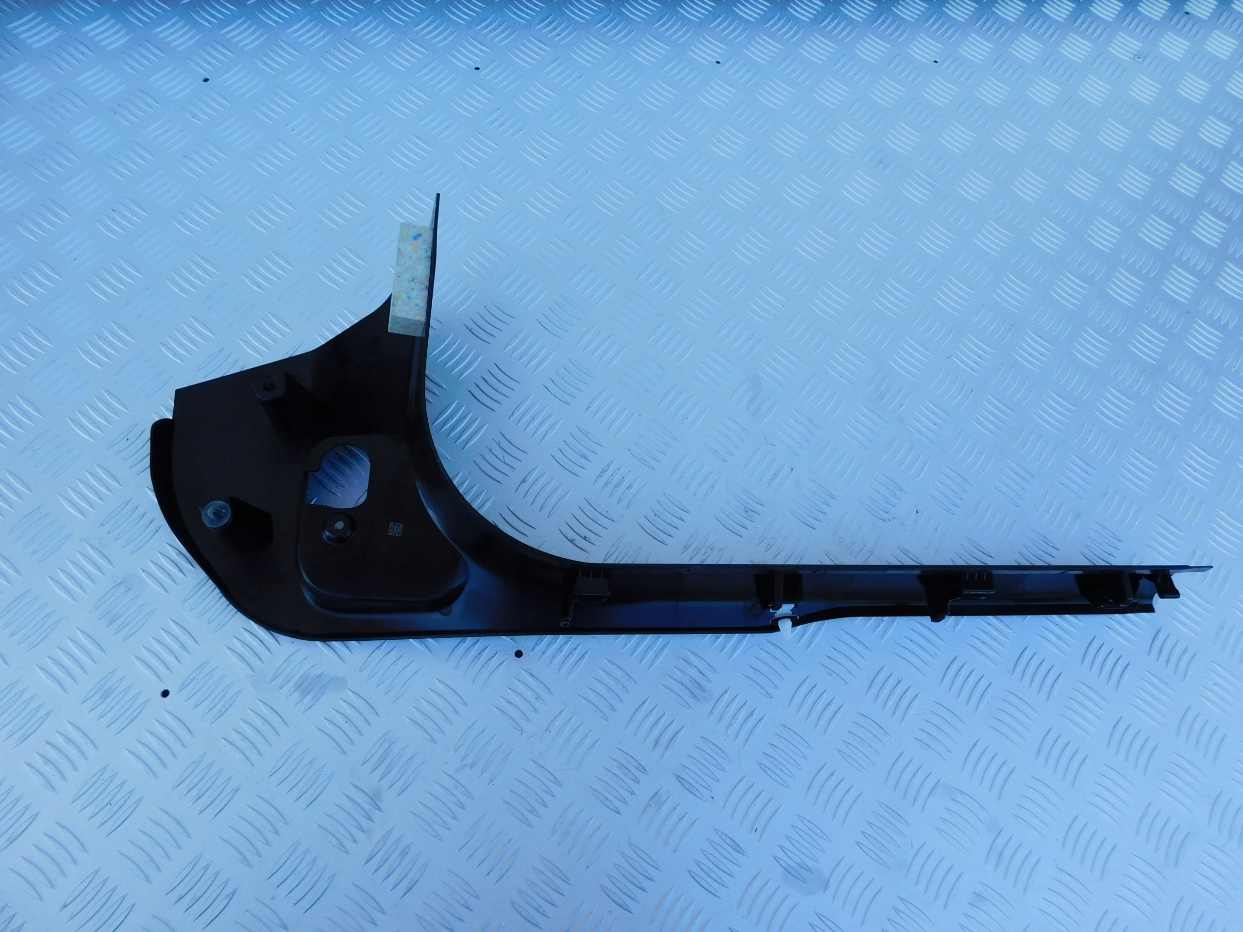 BMW SERIA 2 (U06) Active moulding threshold cover of the threshold left front 7952145