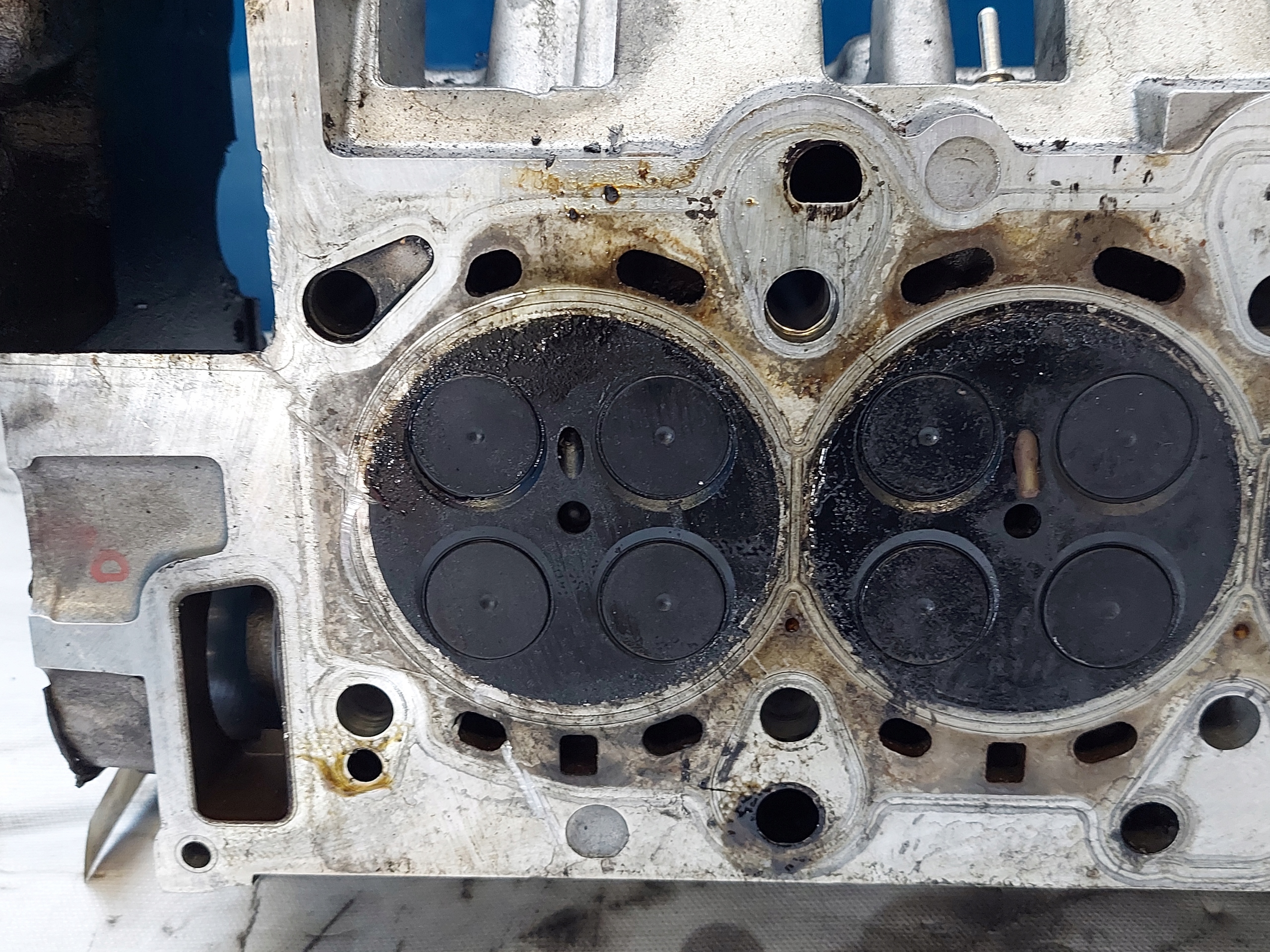 TESTATA BMW E46 200 R 2.0 TD 22466019