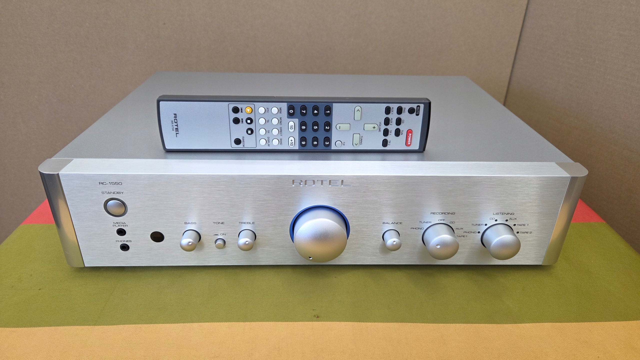 ROTEL RC-1550 przedwzmacniacz stereo