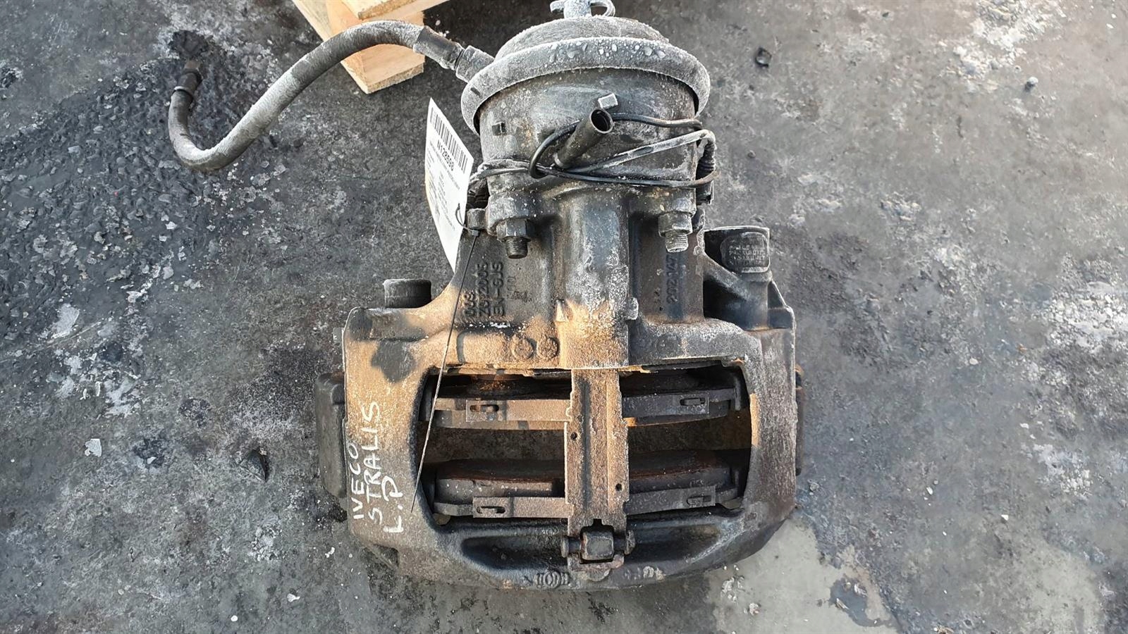 caliper brake front left IVECO STRALIS AS440T