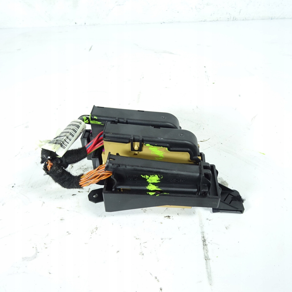 AUDI A4 B8 1.8TSI Module fusibles 8K0971846