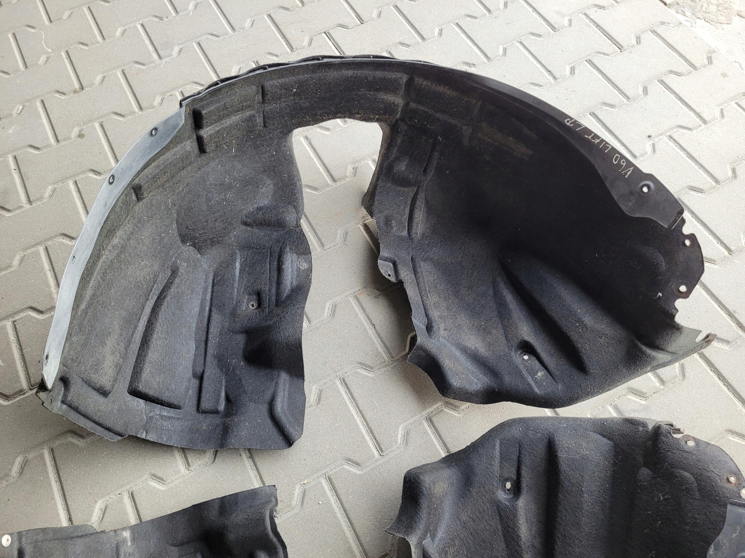 mudguard front front left 30744863 VOLVO S60 II V60 and LIFT