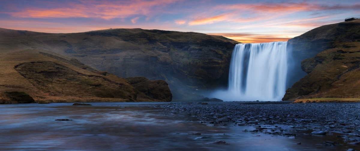 

Fototapeta Flizelinowa Wodospad Skogafoss 250x104