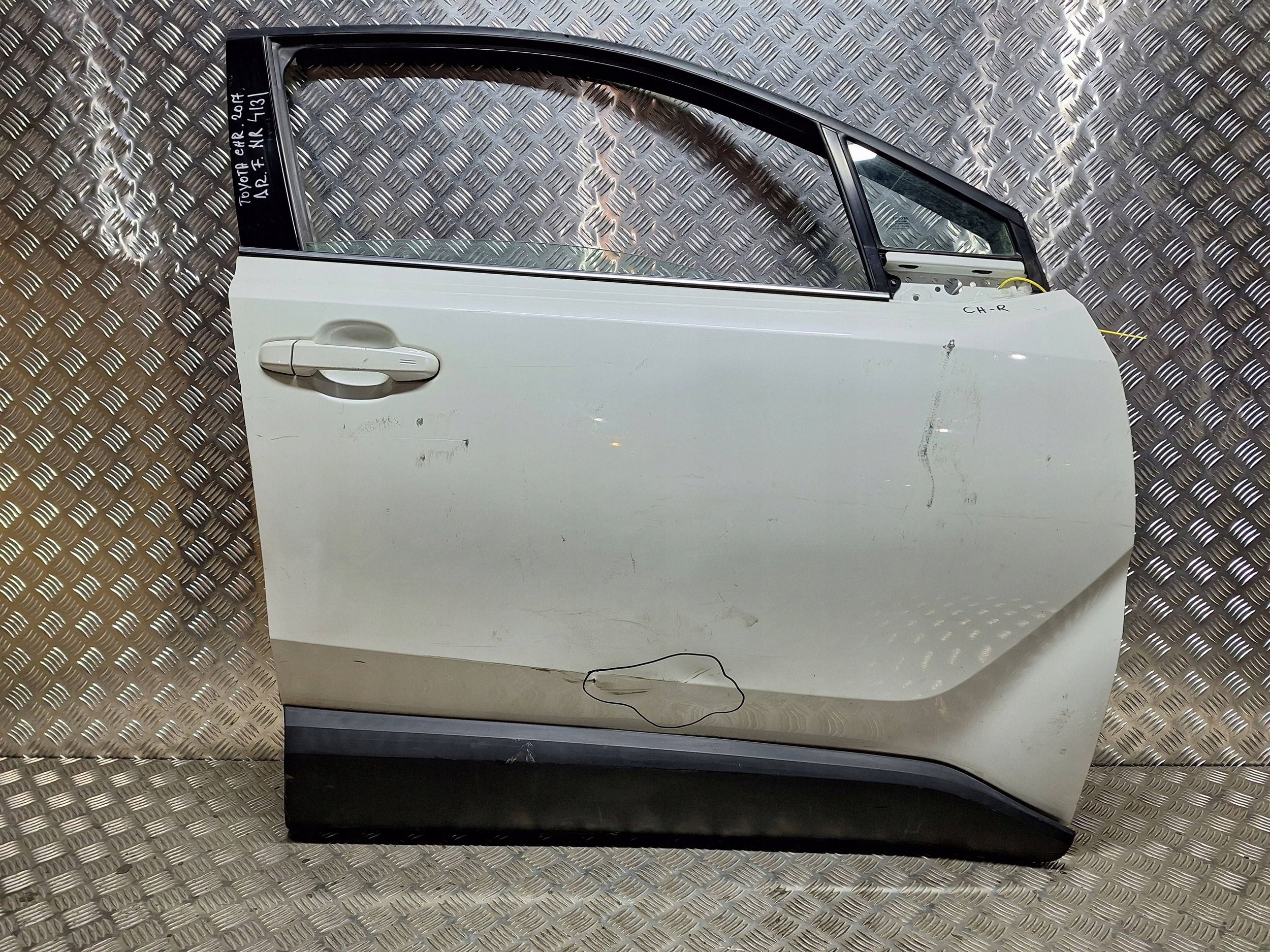 door right front TOYOTA CHR C-HR and 16-23 complete