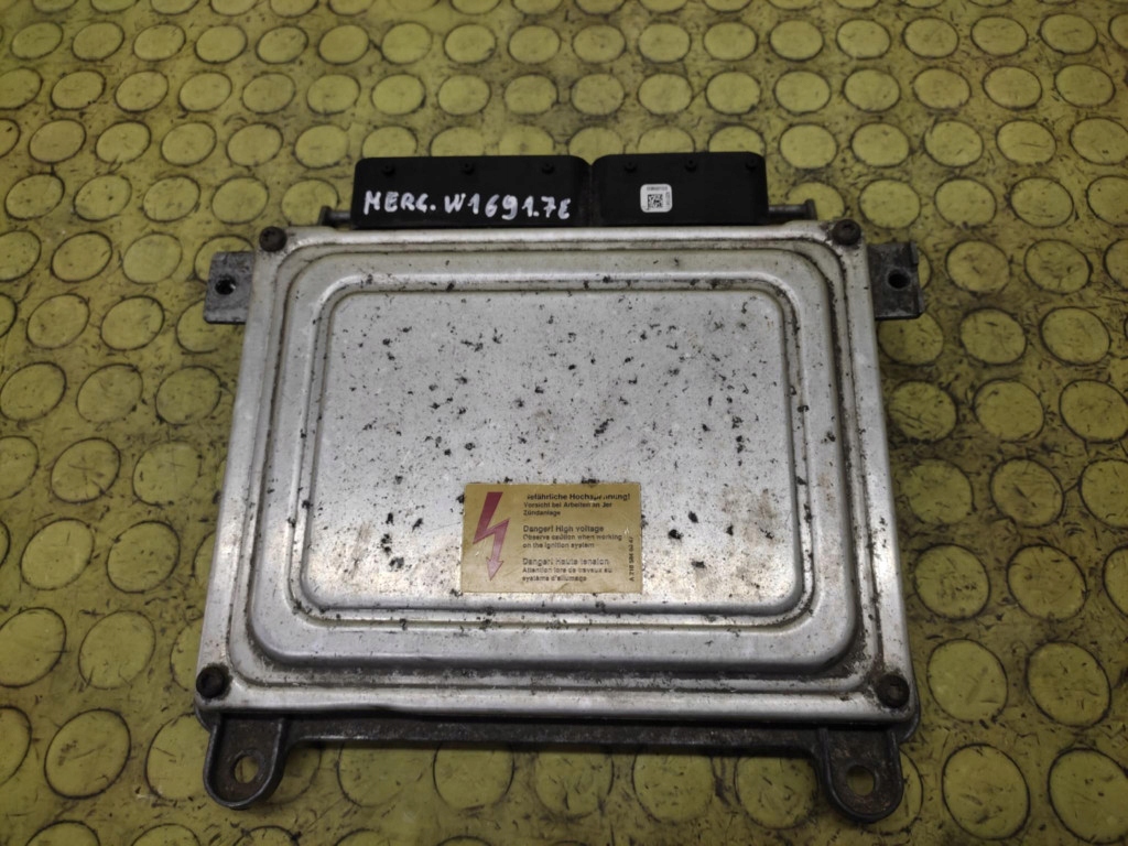 MERCEDES W169 1.7 control unit of the engine A2661533179