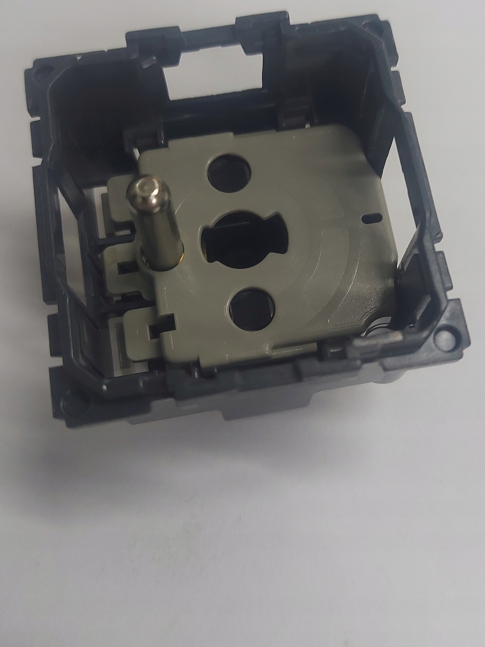 Gniazdo Elektryczne ??cienne Legrand szary (3245060671211) �?� Cena, Opinie 13093361819 �?� Allegro