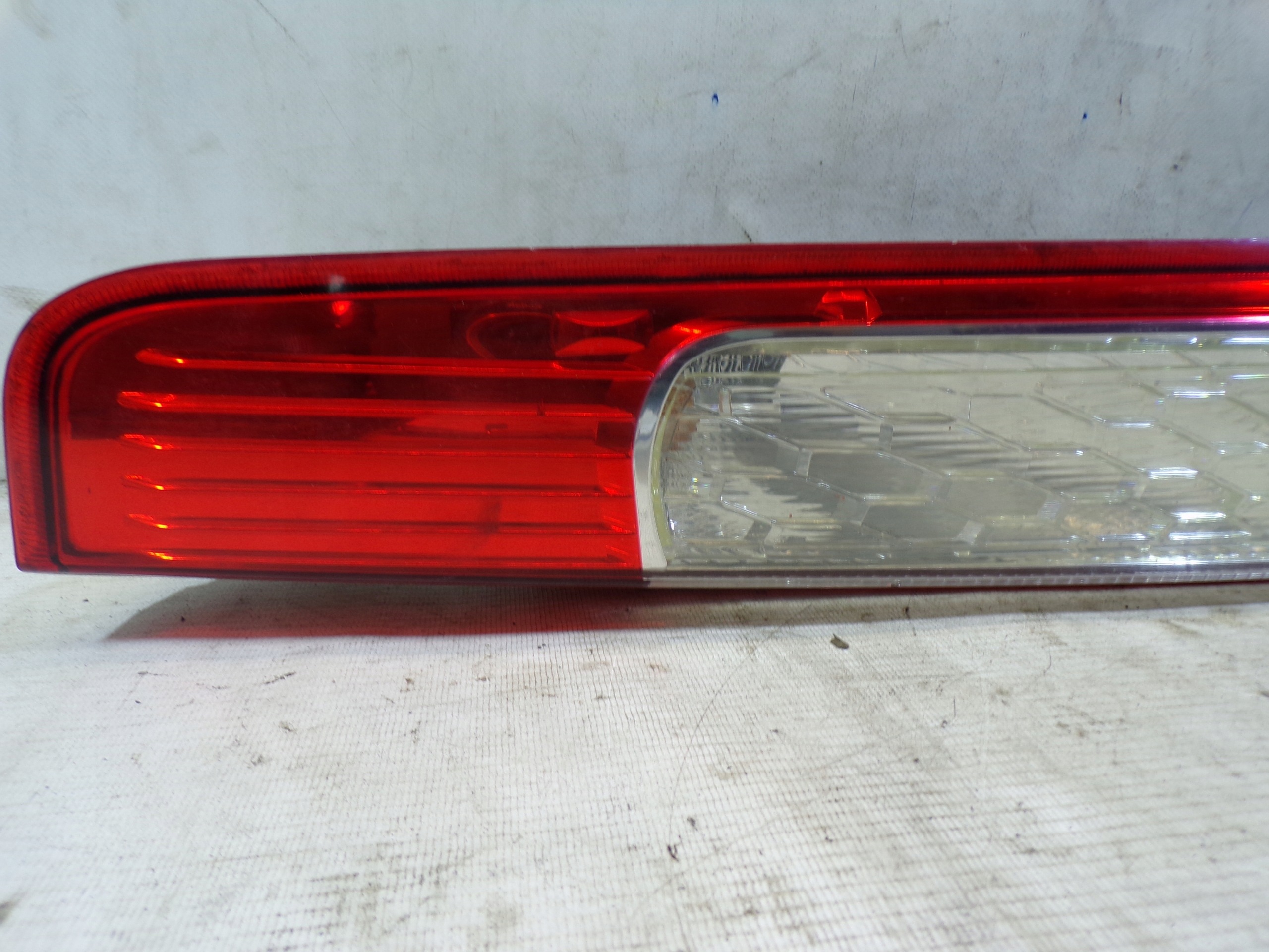 light rear rear part right FORD FOCUS 2 II LIFT HB