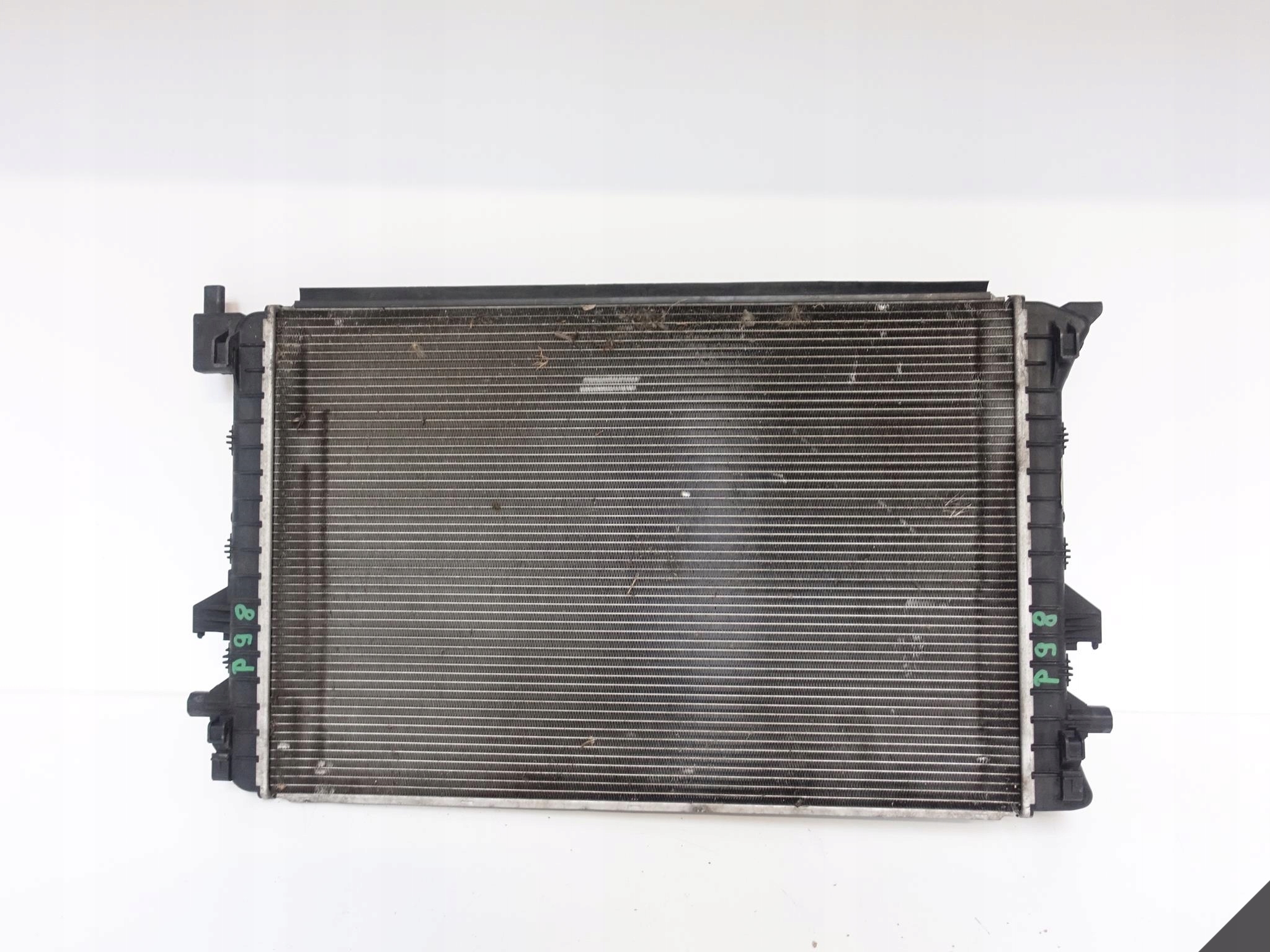 AUDI A3 SEAT LEON 5F VW PASSAT 3G SKODA radiator