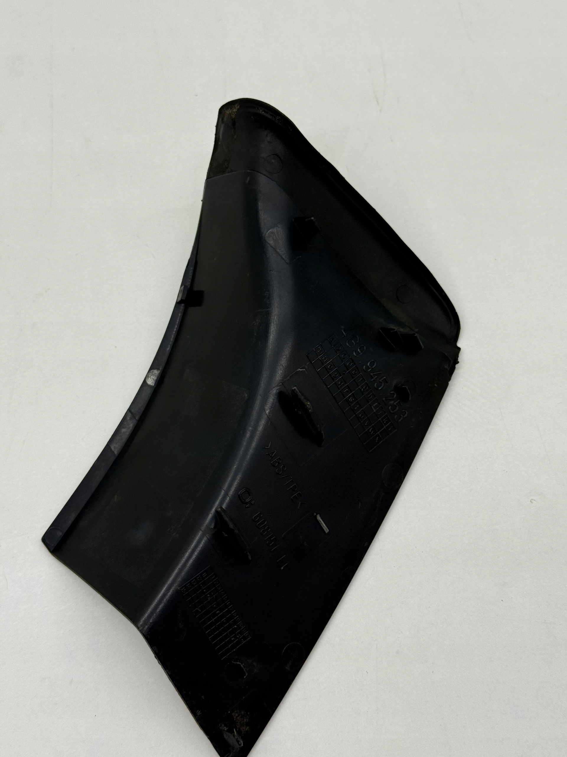AUDI A6 C7 KOMBI AVANT spoiler cover lights left rear part