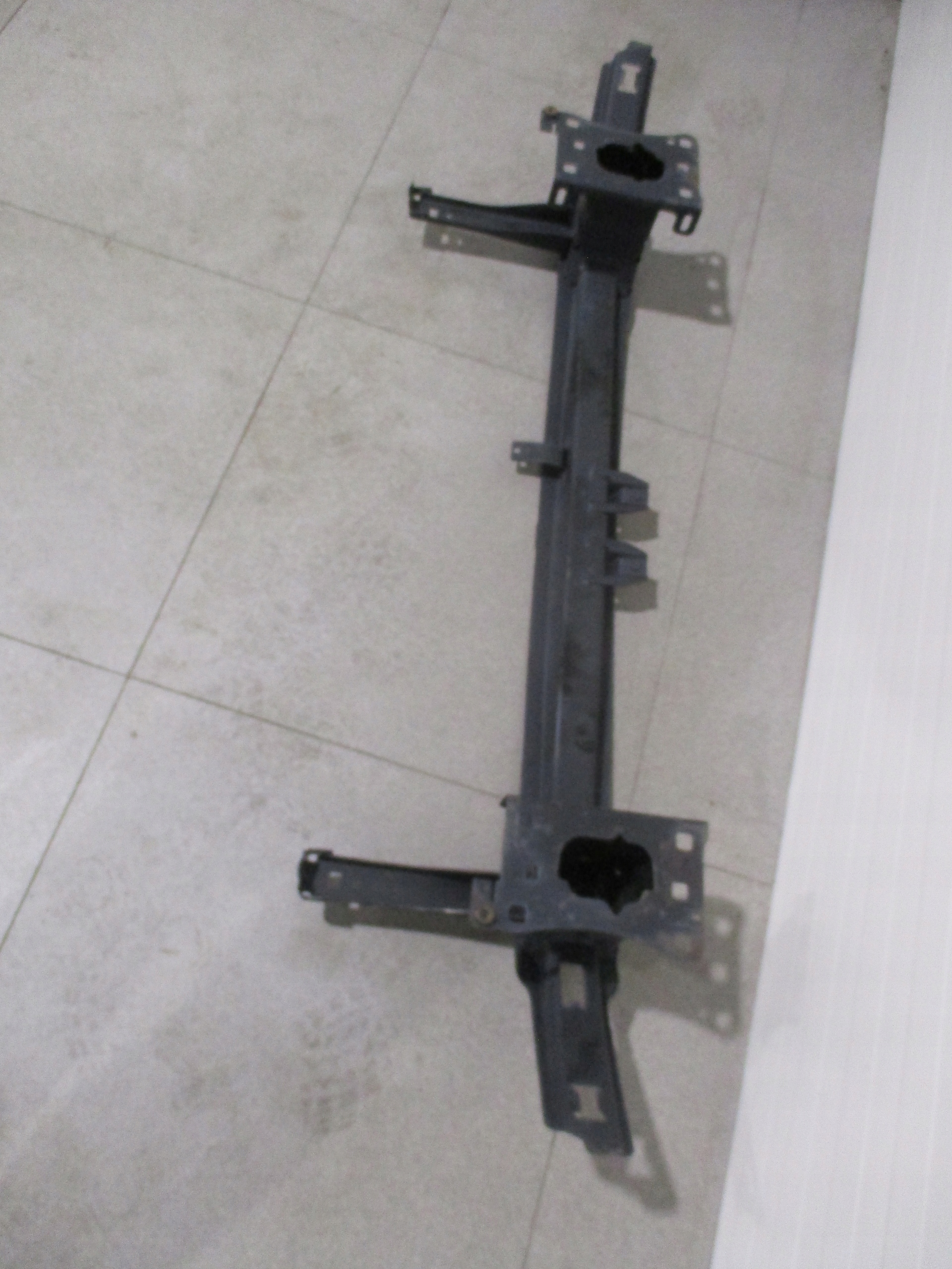 sider front VW Touran III 5TA 2015r- 5TA807611