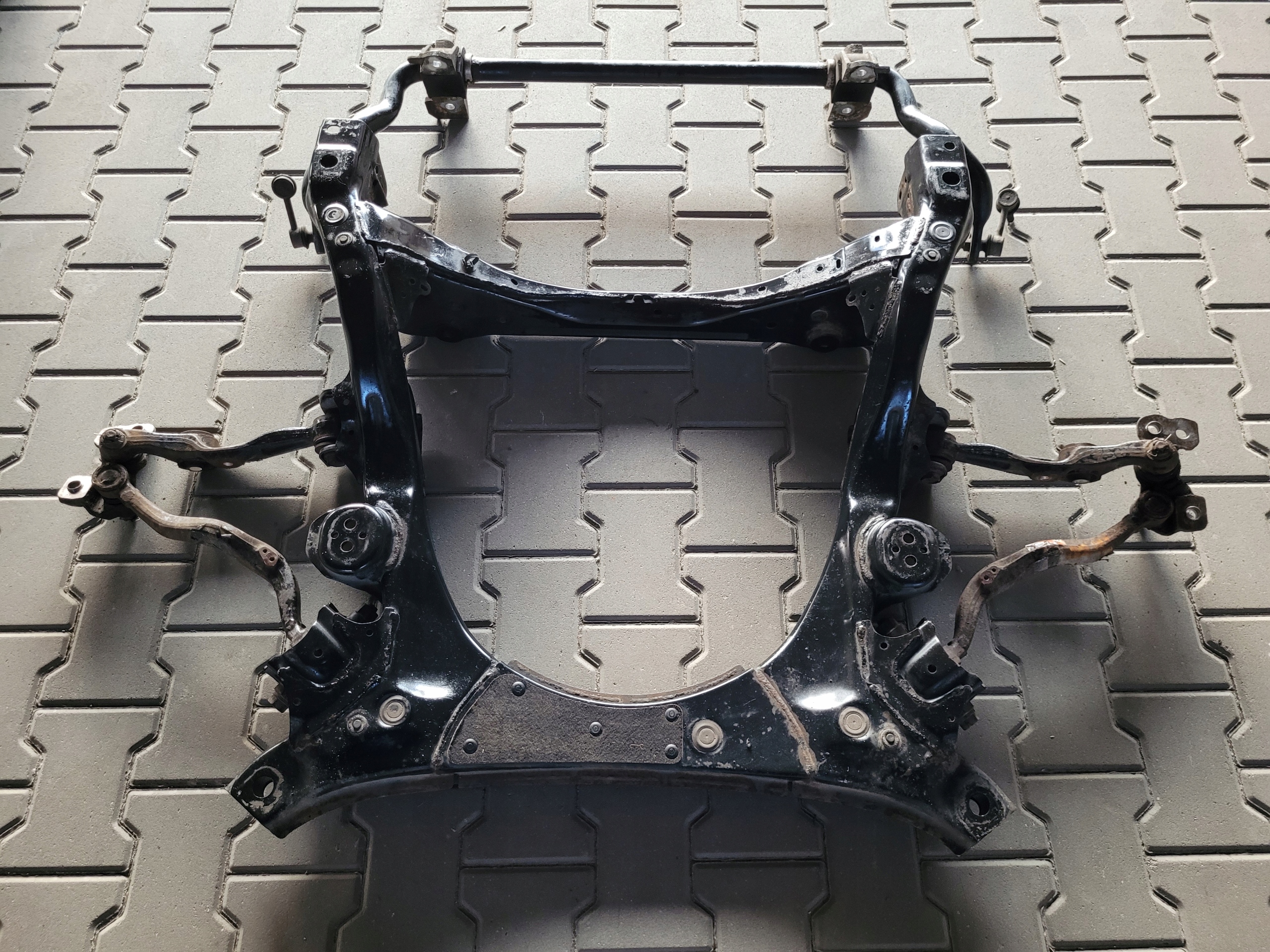 subframe axle beam front front sider STABILIZATOR LEXUS LS IV 600 LS600H 5.0