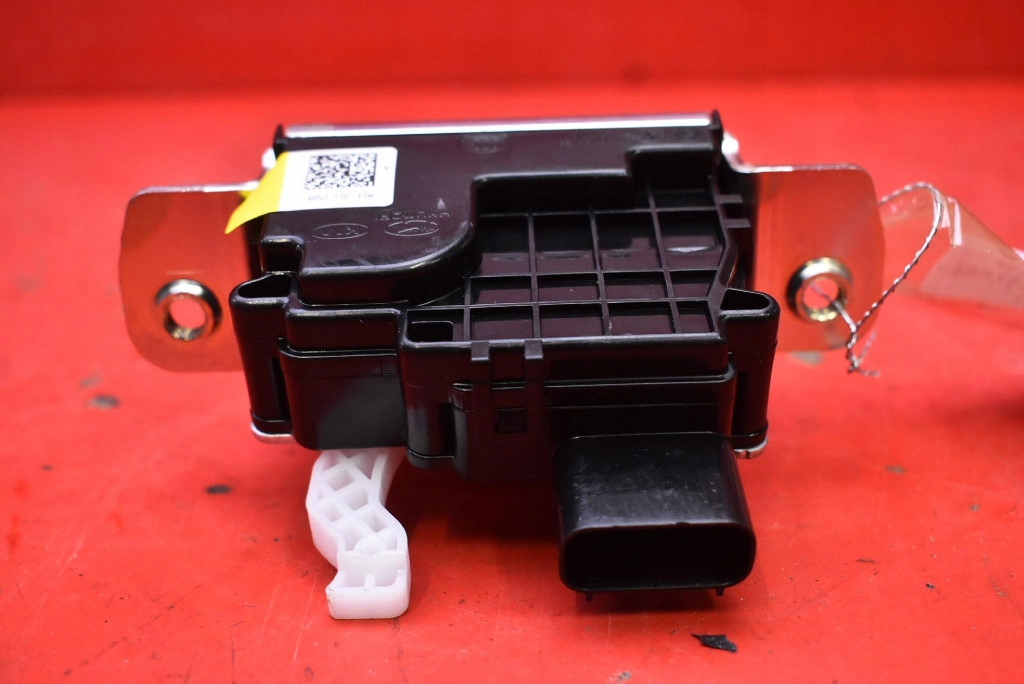 lock bonnet rear part boot KIA SPORTAGE 5 V 21-25