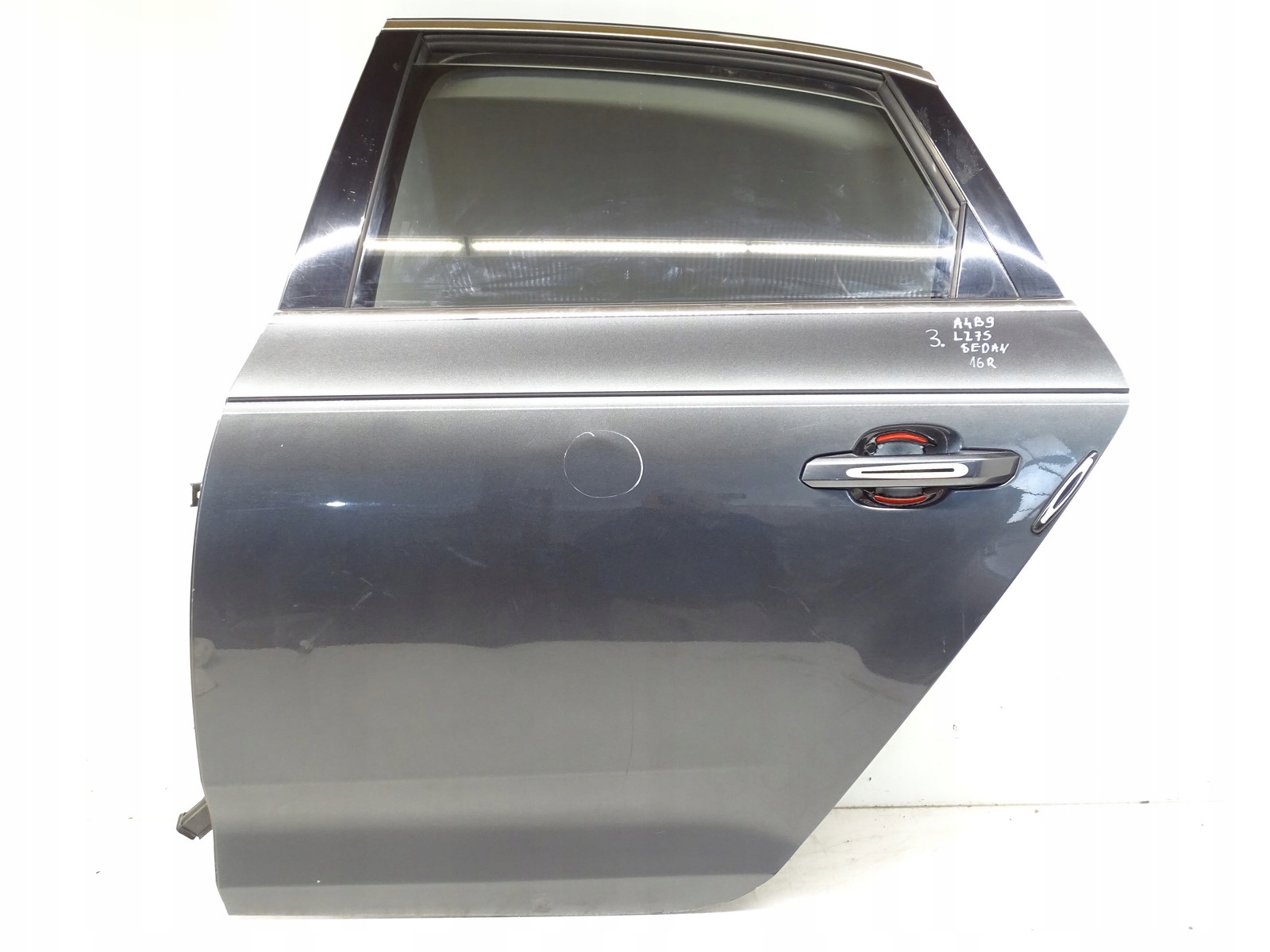 door left left rear part rear. AUDI A4 B9 sedan LZ7S