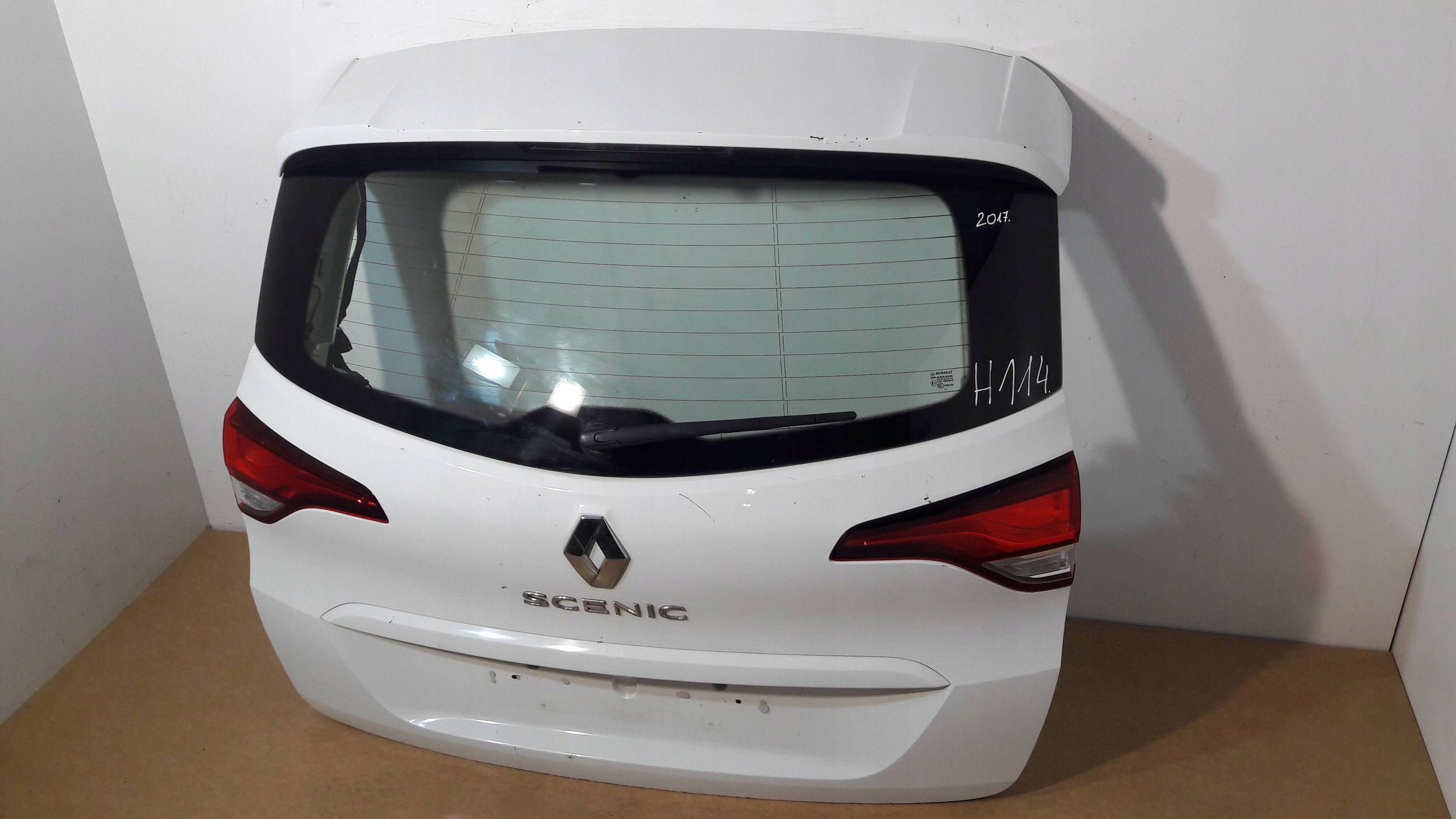 Renault Scenic IV rear trunk door boot 2017 (H114)