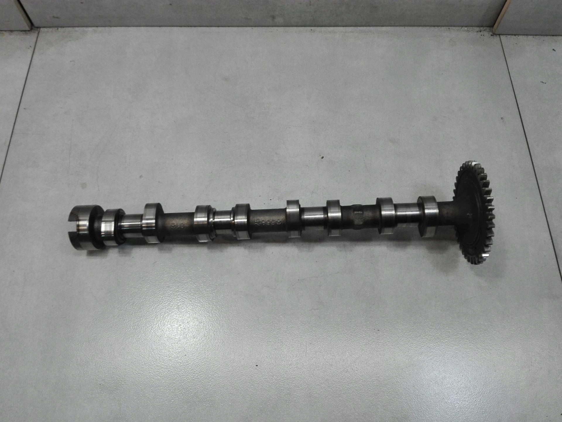 Arbre à cames d’échappement MERCEDES W168 A170 1.7 CDI