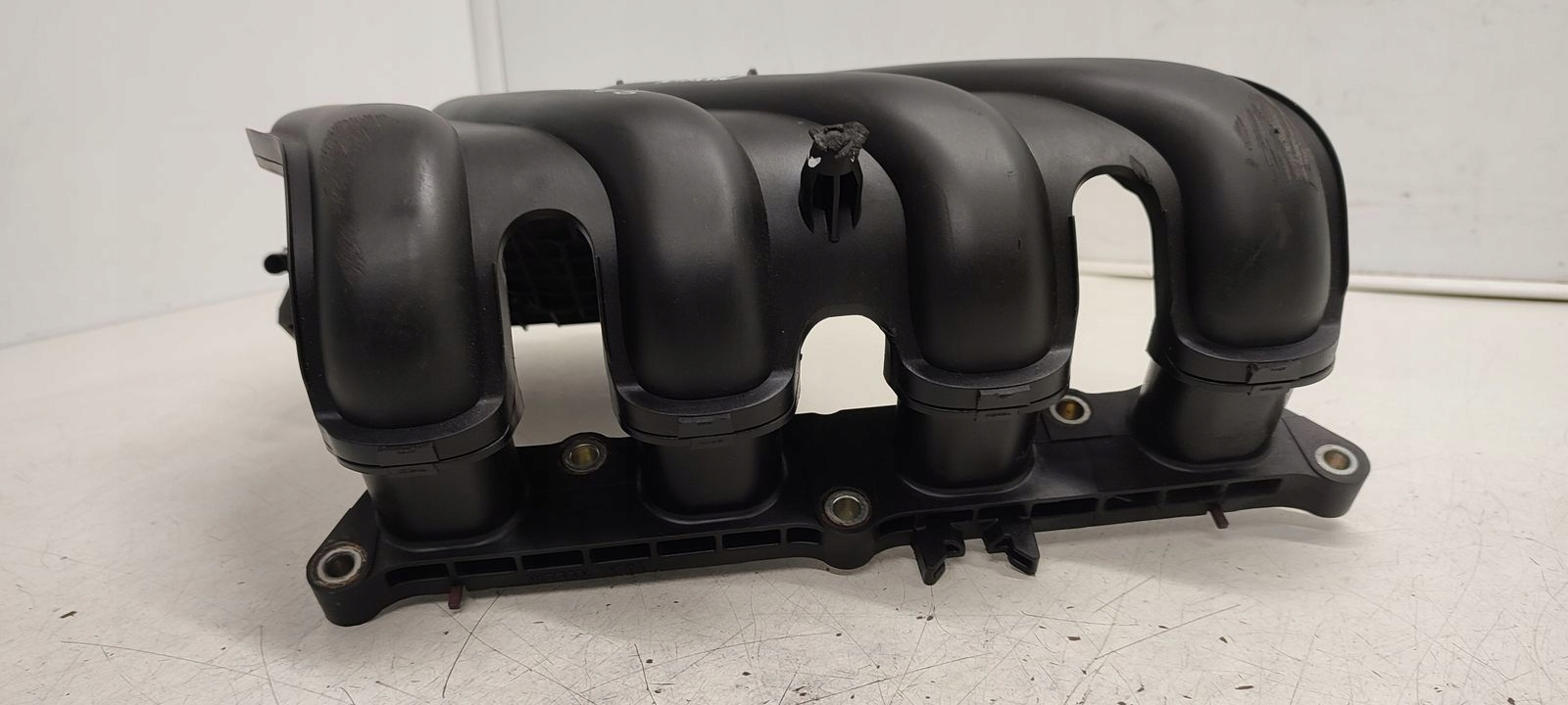 intake manifold Nissan Qashqai 1,6b 1KT0A