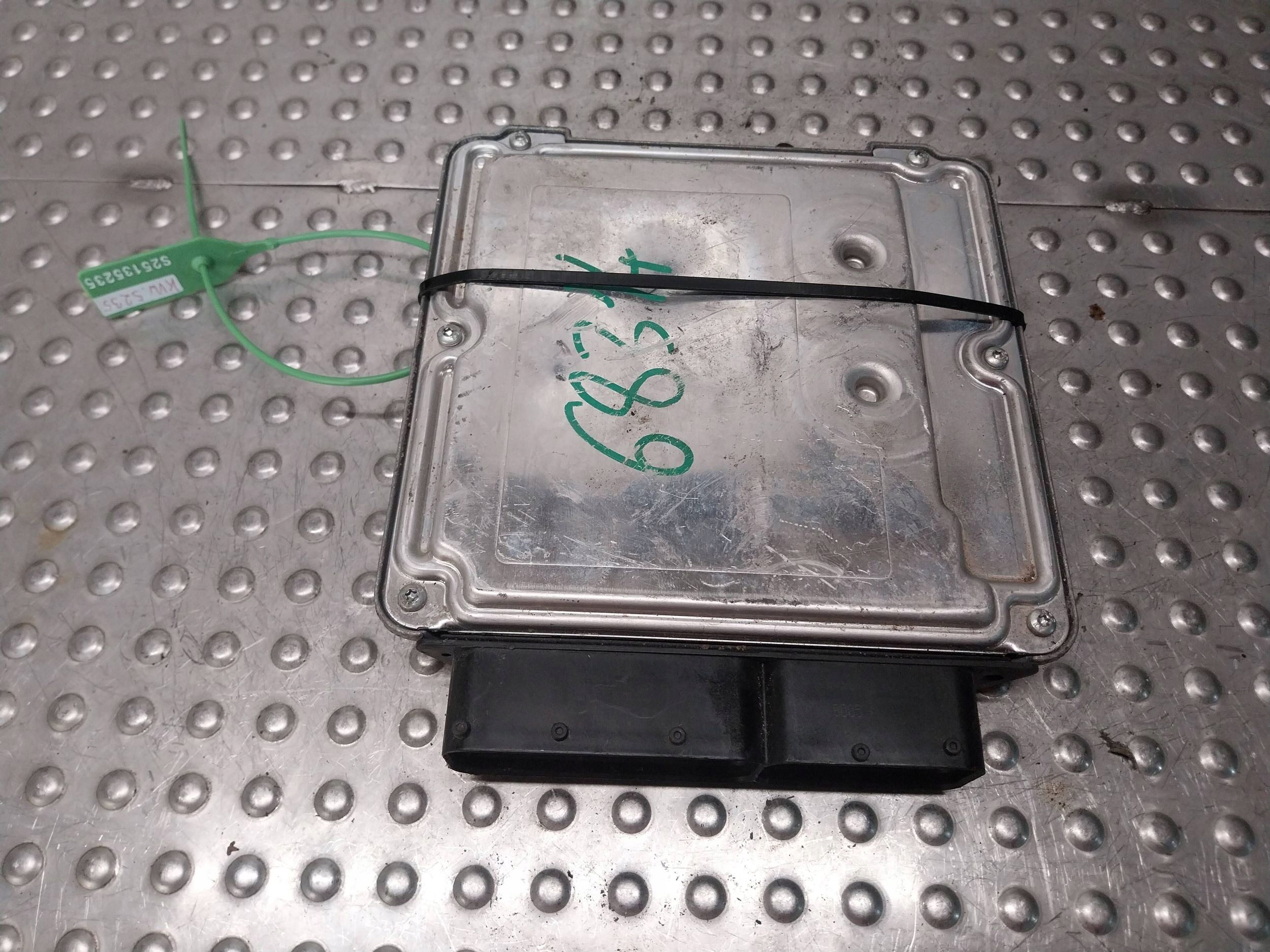 control unit computer of the engine 03G906016T 0281011956 GOLF plus and LEON II 2.0TDI