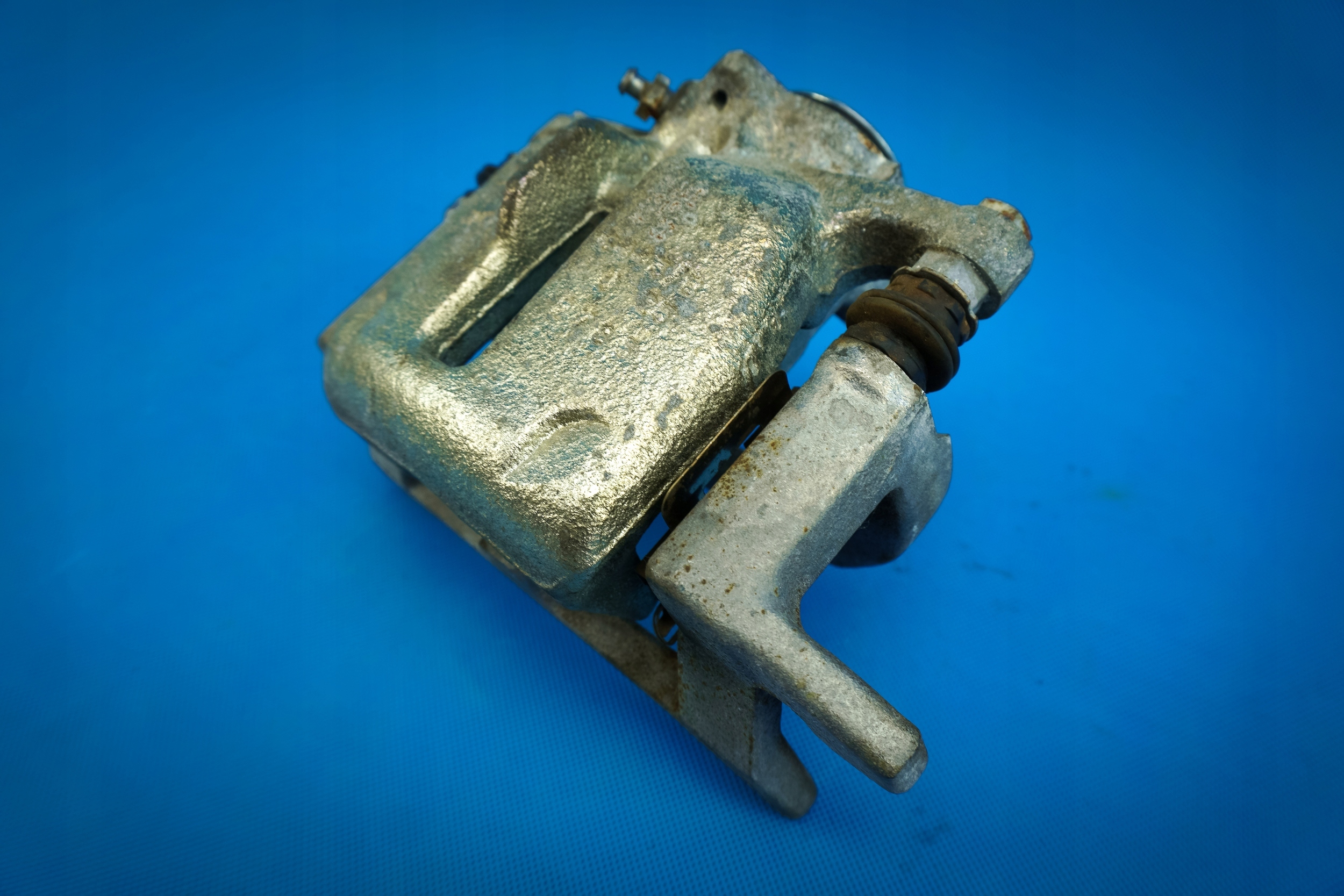 caliper brake rear part PR Audi A4 8K A5 8K0615406AE