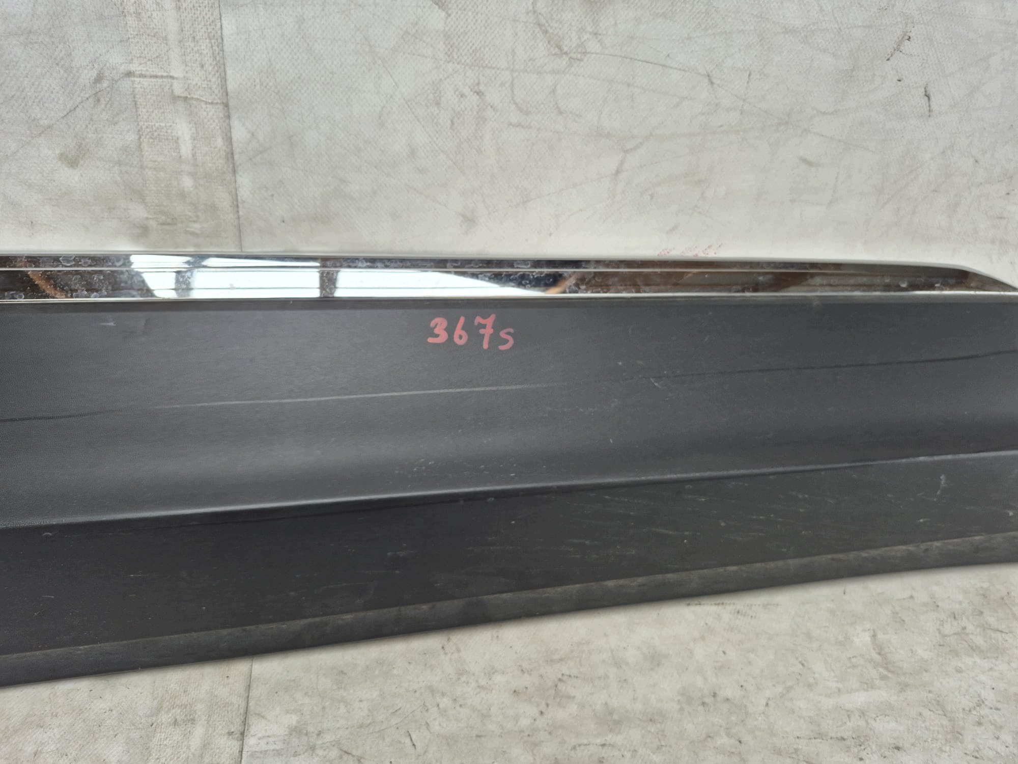 VW TIGUAN II 5NA 16- moulding door right front 5NA854940