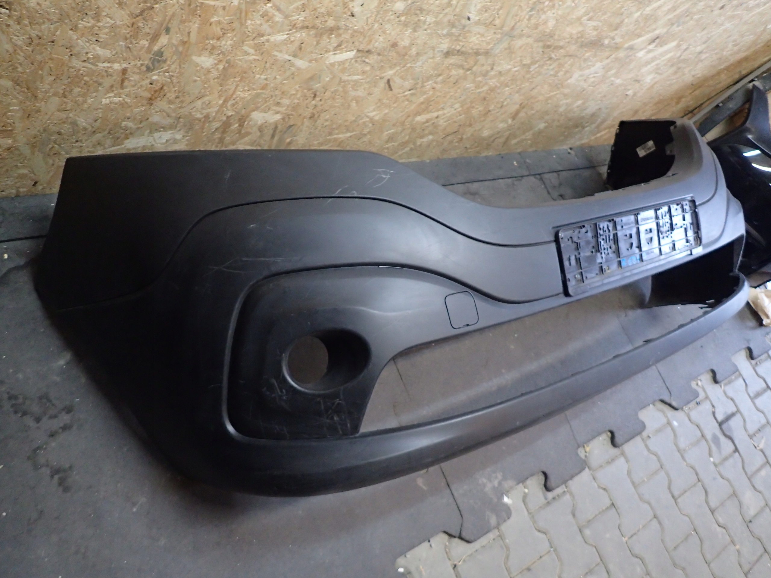 PARAURTI ANTERIORE RENAULT TRAFIC 14