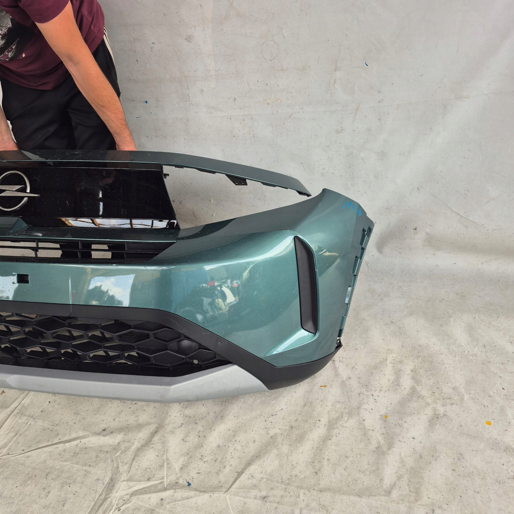 OPEL FRONTERA C 24- bumper front front without DZIUR 9854995780