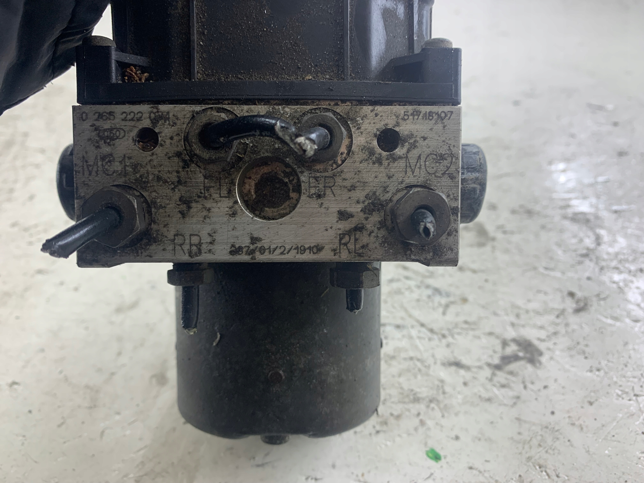 FIAT STILO servofreno ABS 51718107 0265800016
