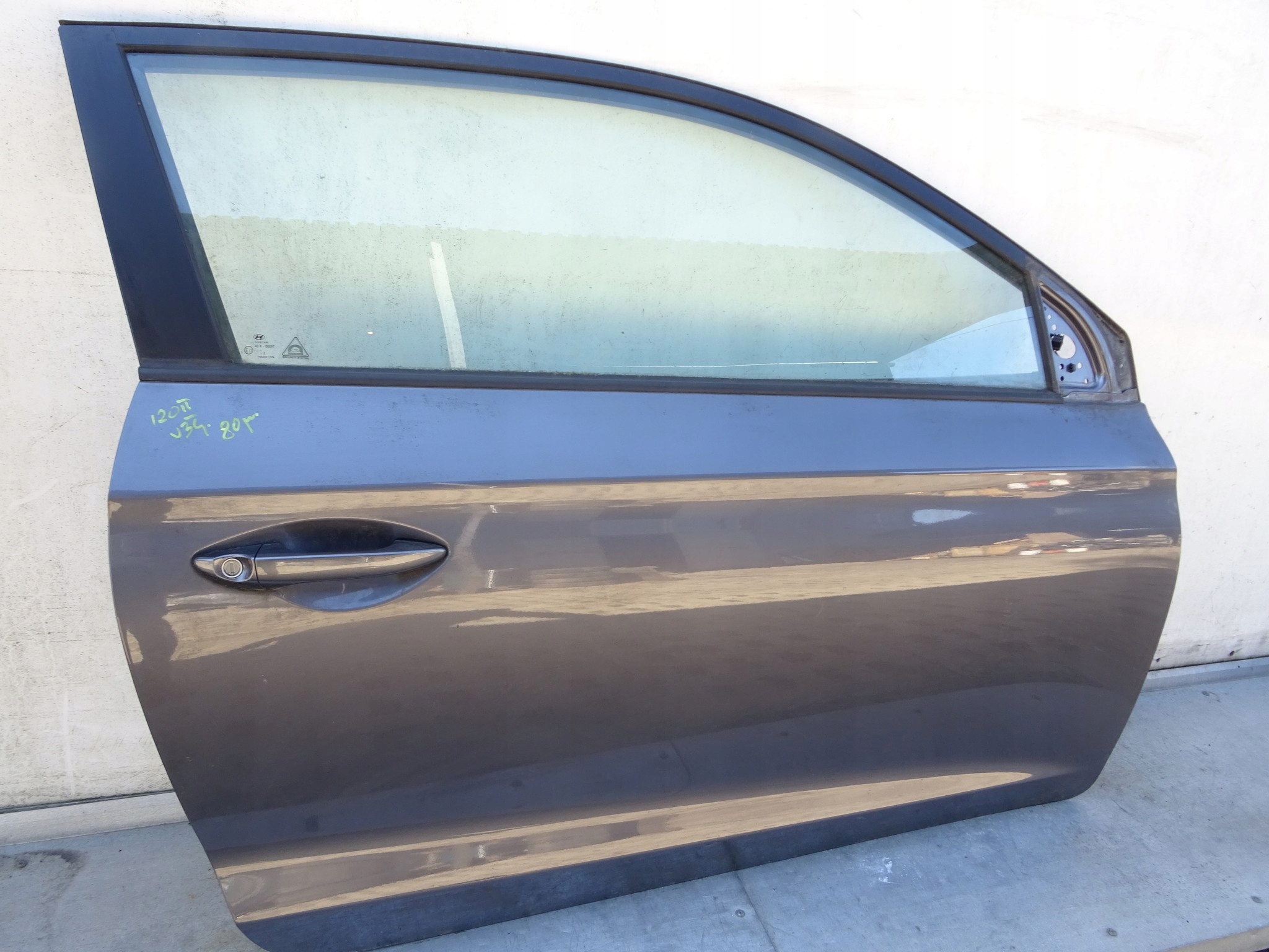 HYUNDAI I20 II door right V3G 3D nice