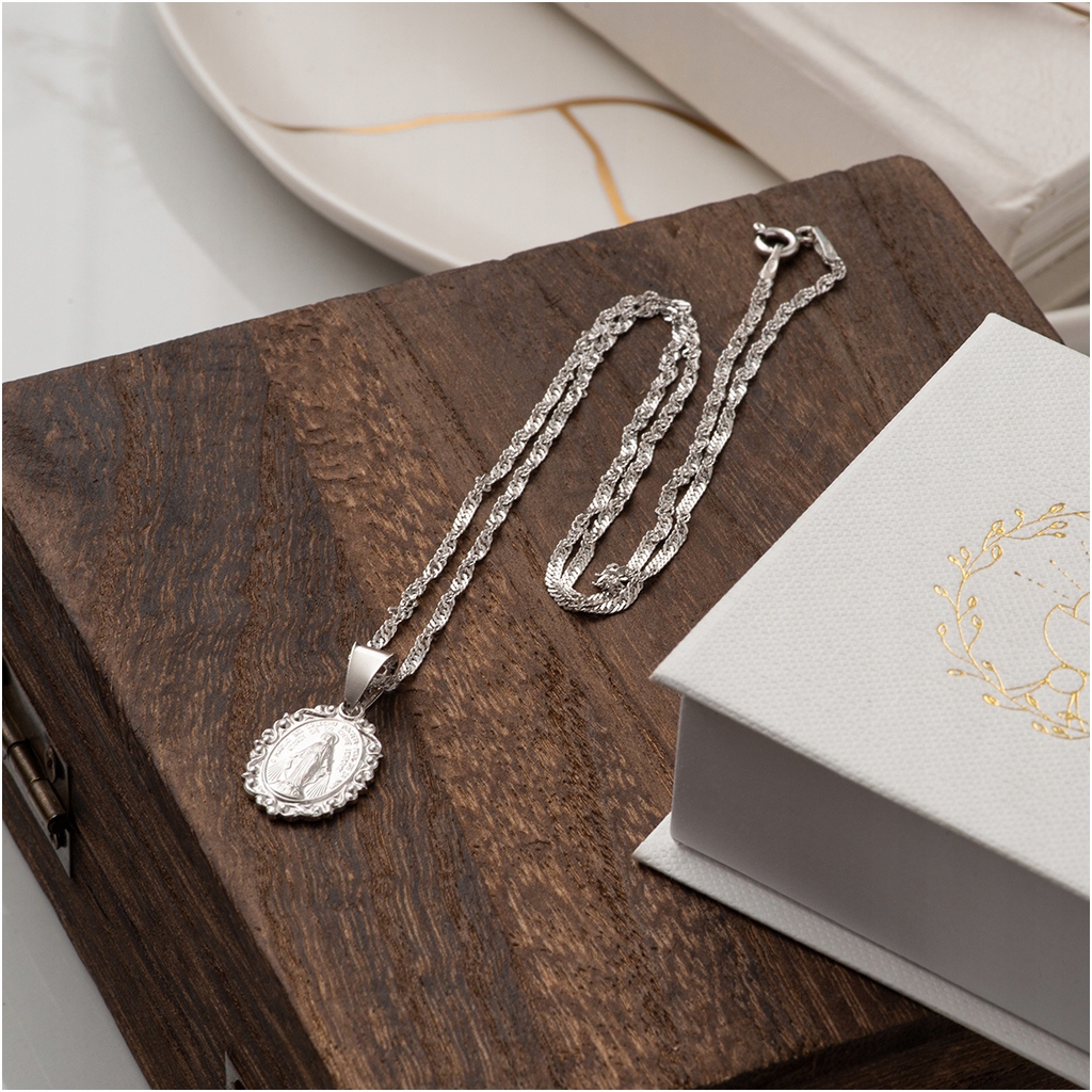 Pamiątka Komunii Świętej Srebrny CUDOWNY MEDALIK z łańcuszkiem srebro 925 Kod producenta Prezent na komunię dla dziewczynki RO0099#R