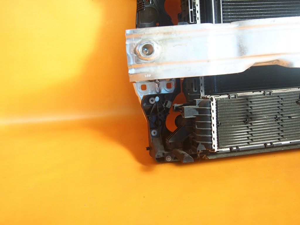 Audi A6 4G LIFT 3.0 TFSI Pas Przedni Komplet Belka Producent części Audi OE