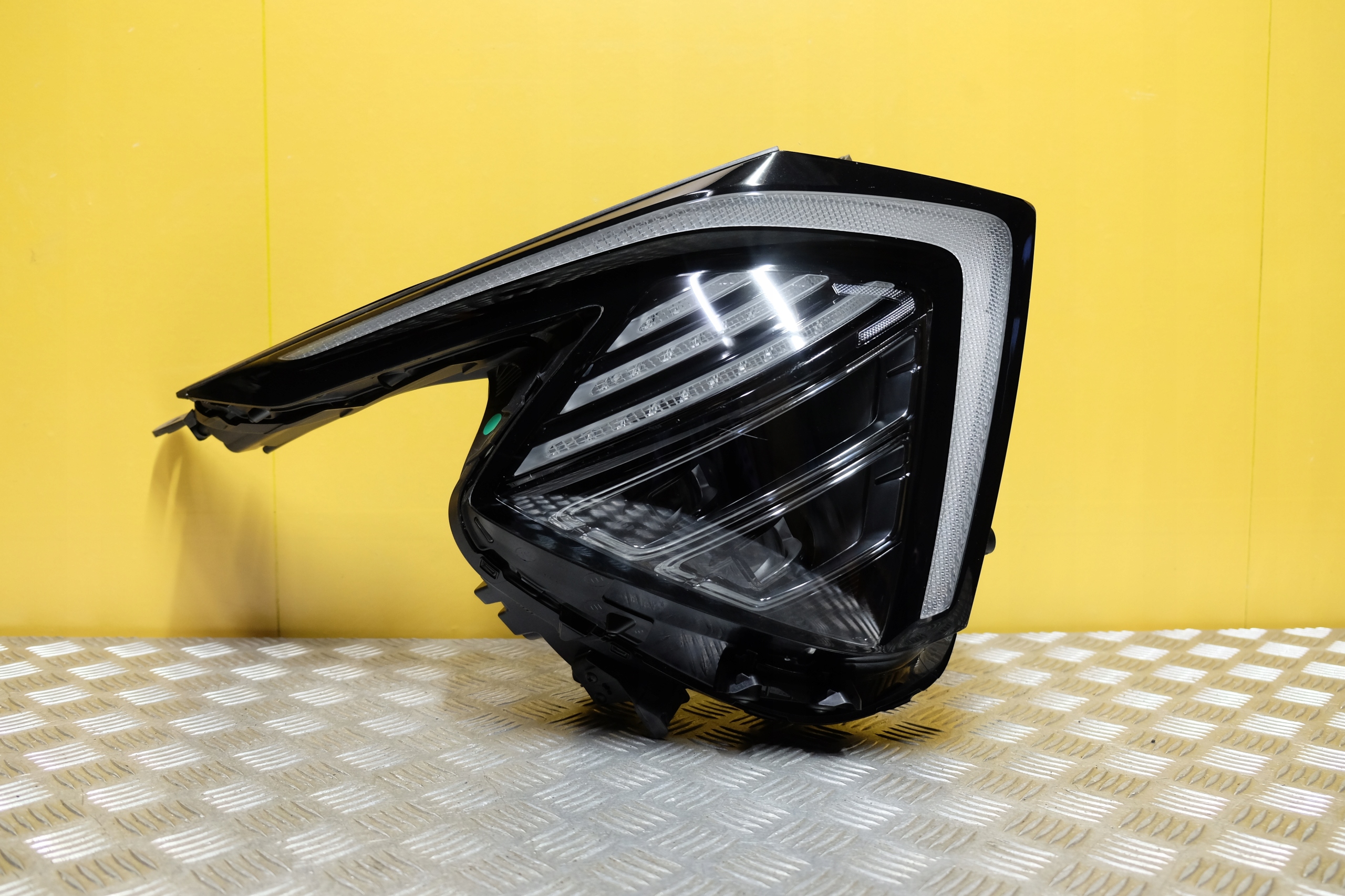 KIA SPORTAGE V 2021- REFLEKTOR LAMPA LED PRAWA USA