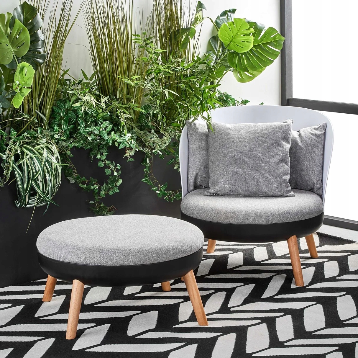 Podnóżek do Salonu SCANDI Szary Buk Skandynawski Marka Halmar